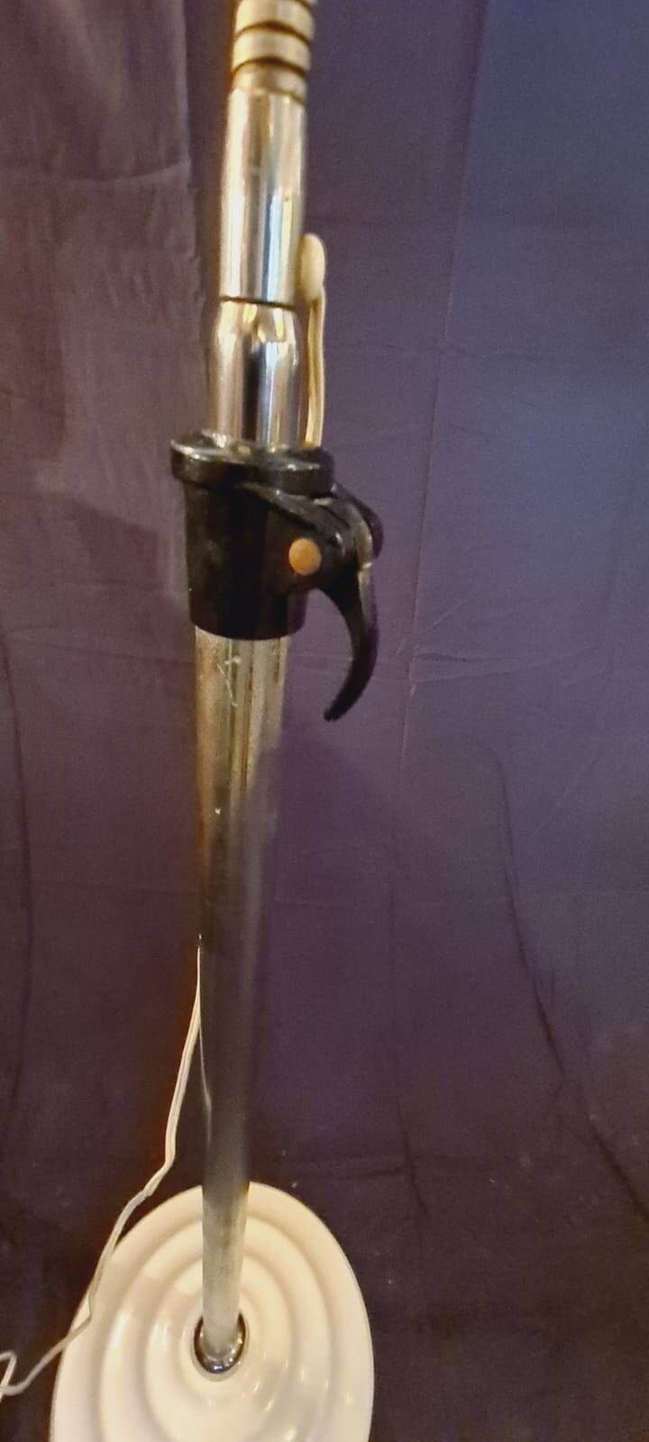 Telescopic medical lamp