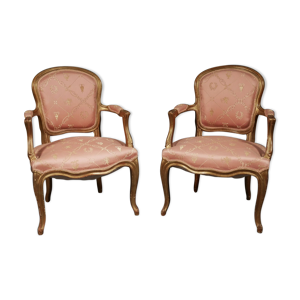 Paire de fauteuils cabriolets de style louis XV