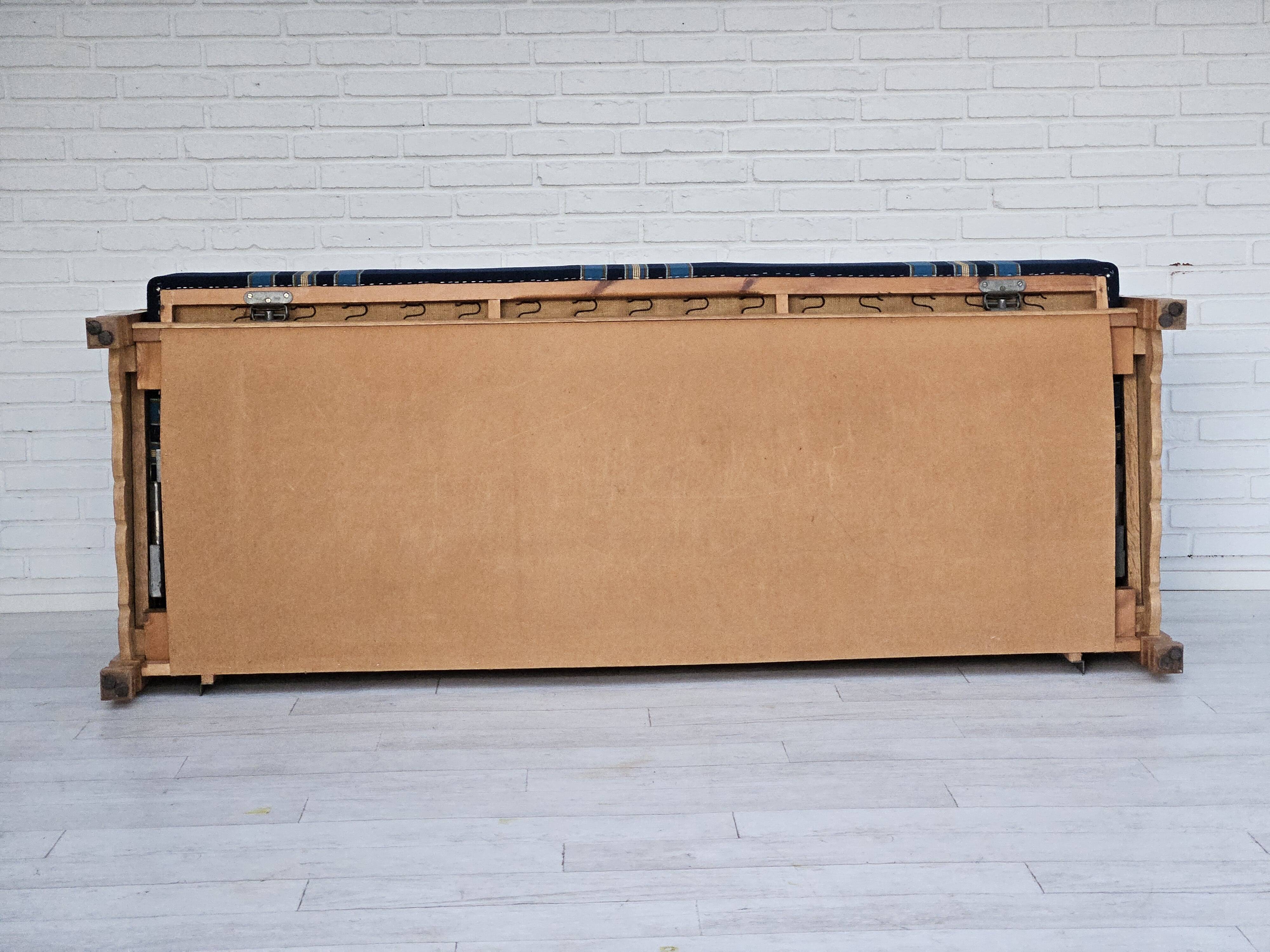 Années 1970, canapé pliable danois
