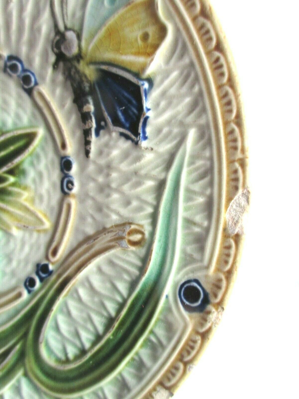 Art Deco dabbling plate, muscaris and a butterfly.