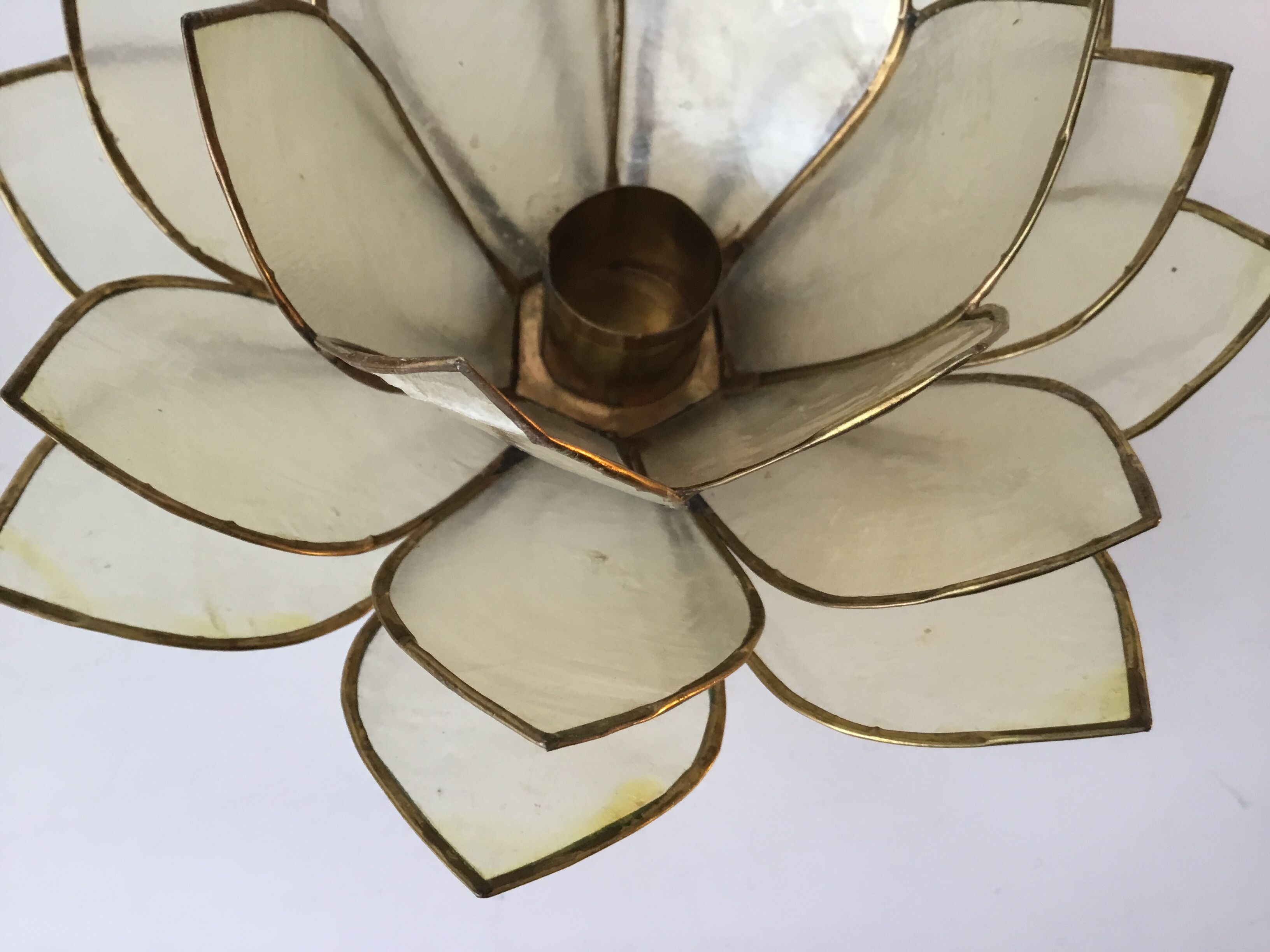 Pair of candlesticks in mother of Pearl and brass