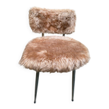 Chaise moumoute poilue beige rosé