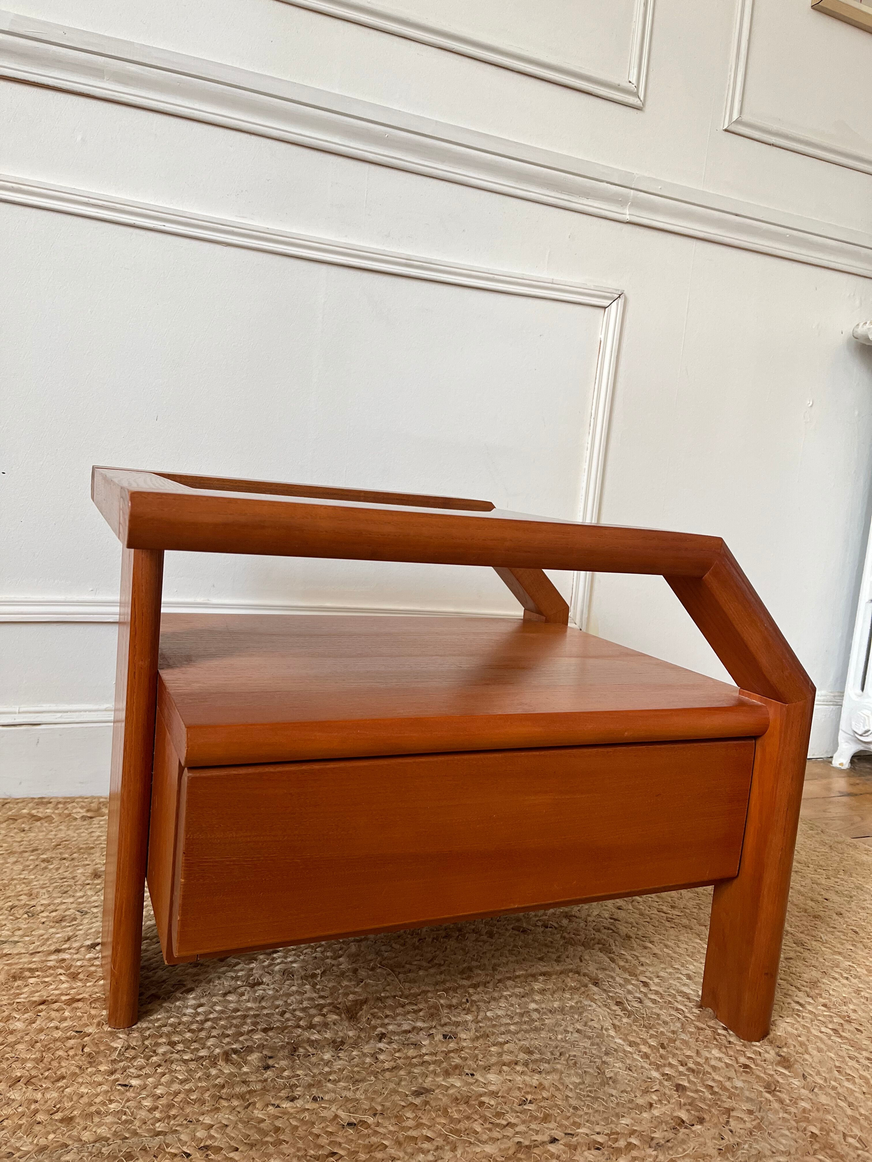 Table de chevet en orme vintage