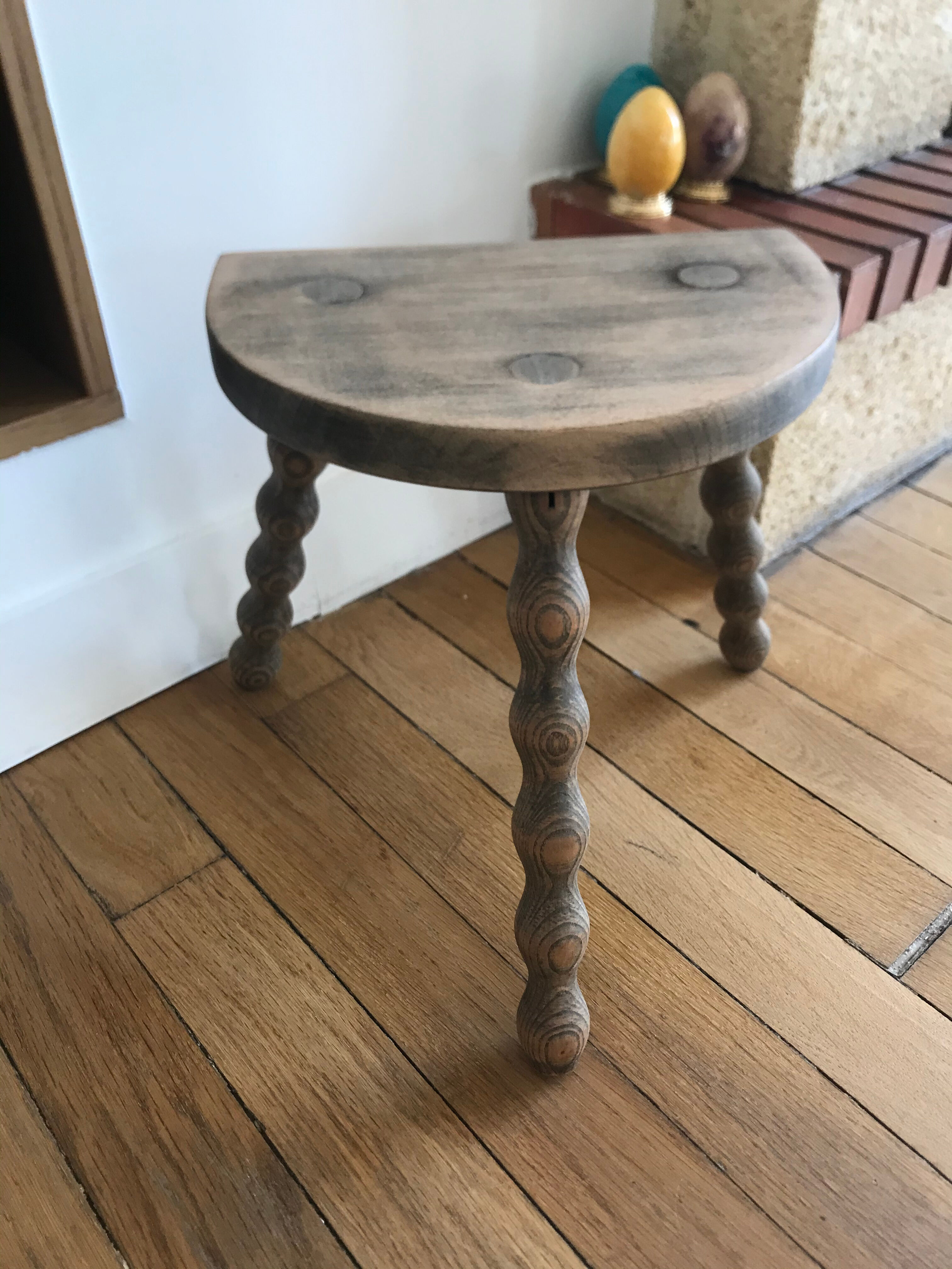 Tripod stool