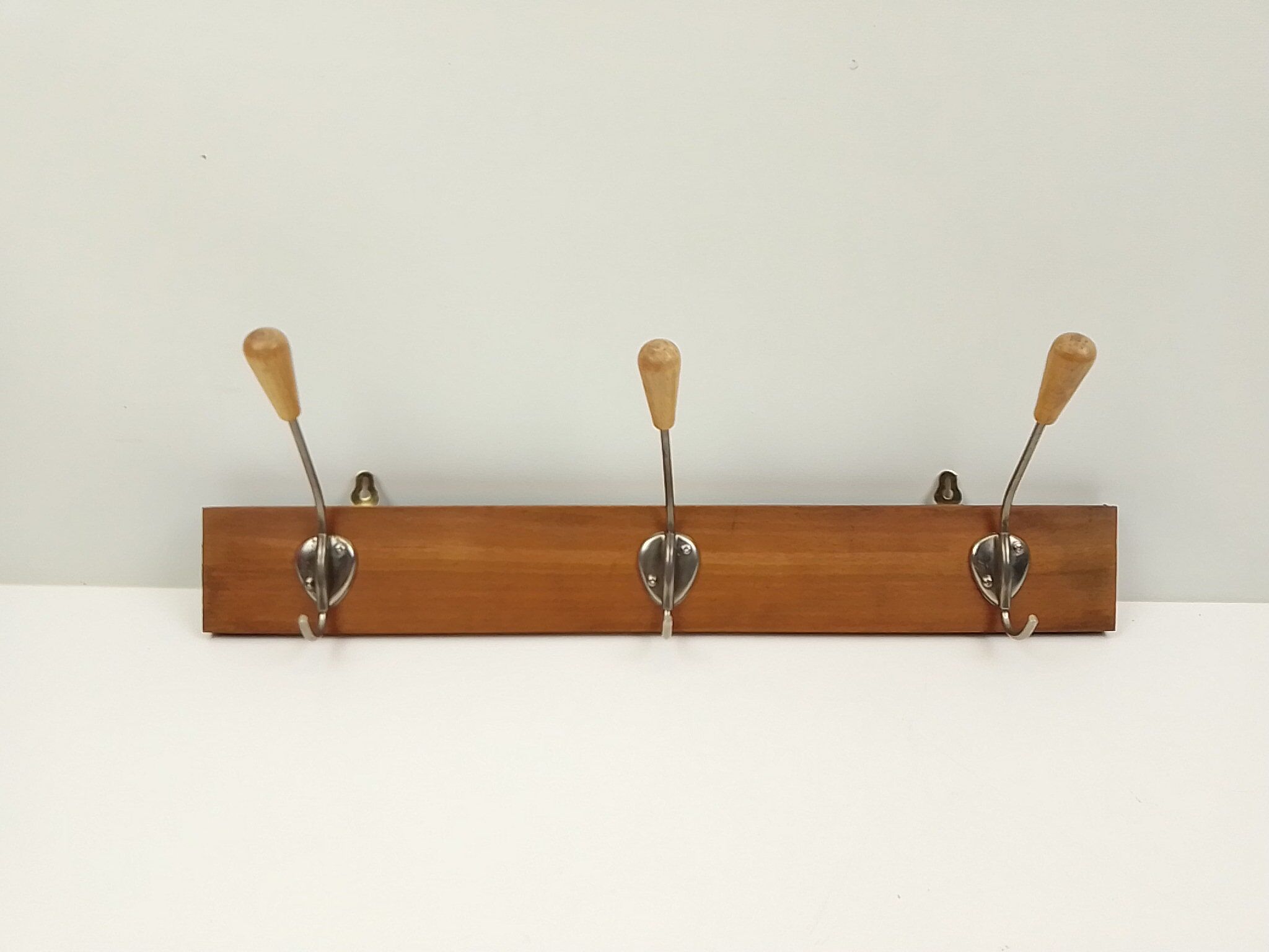 Vintage style hook 3 hooks in wood and metal