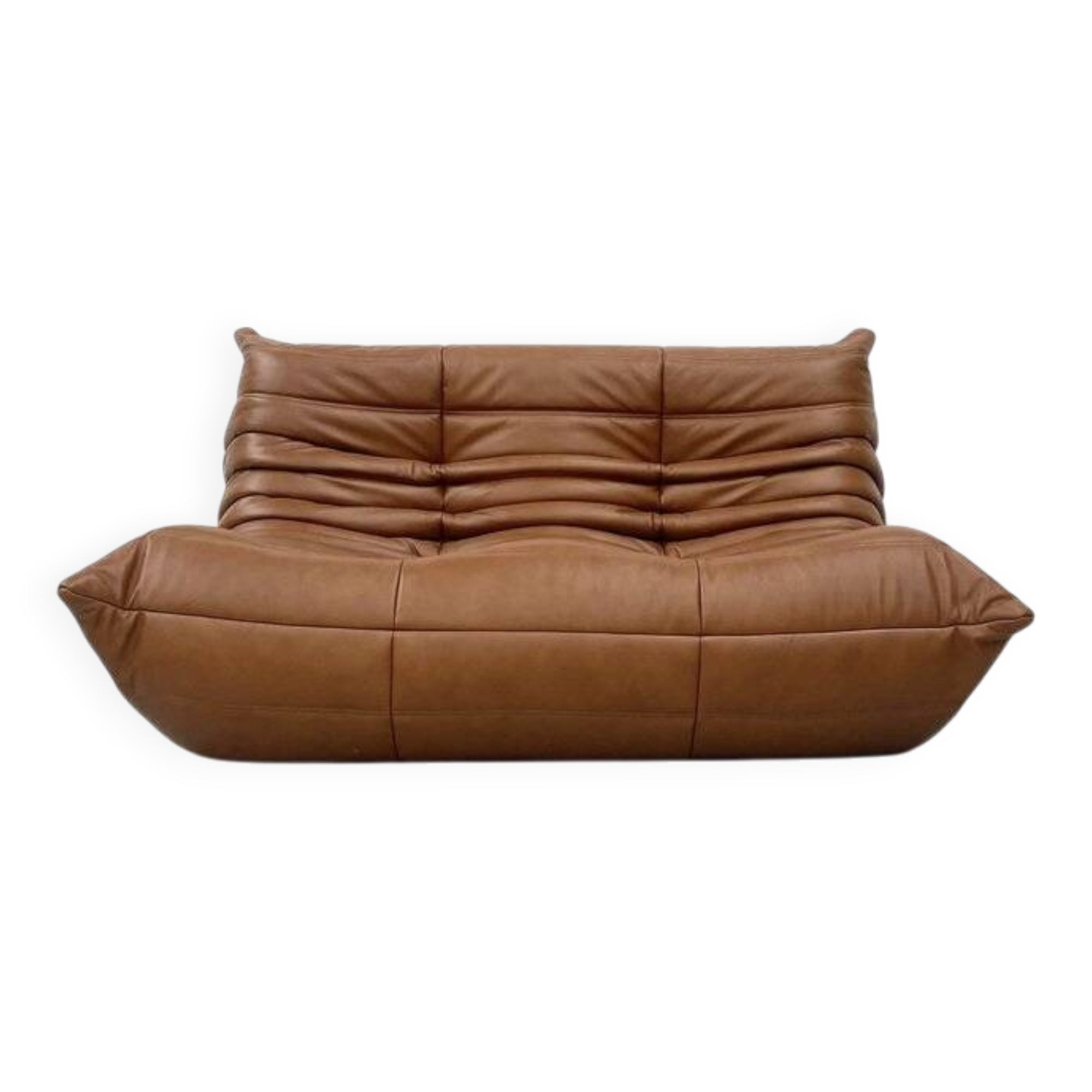Canapé Togo en cuir marron moyen attribué à Michel Ducaroy pour Ligne Roset.
