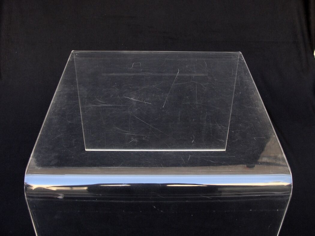 Pull-out coffee tables 1970 in plexiglass