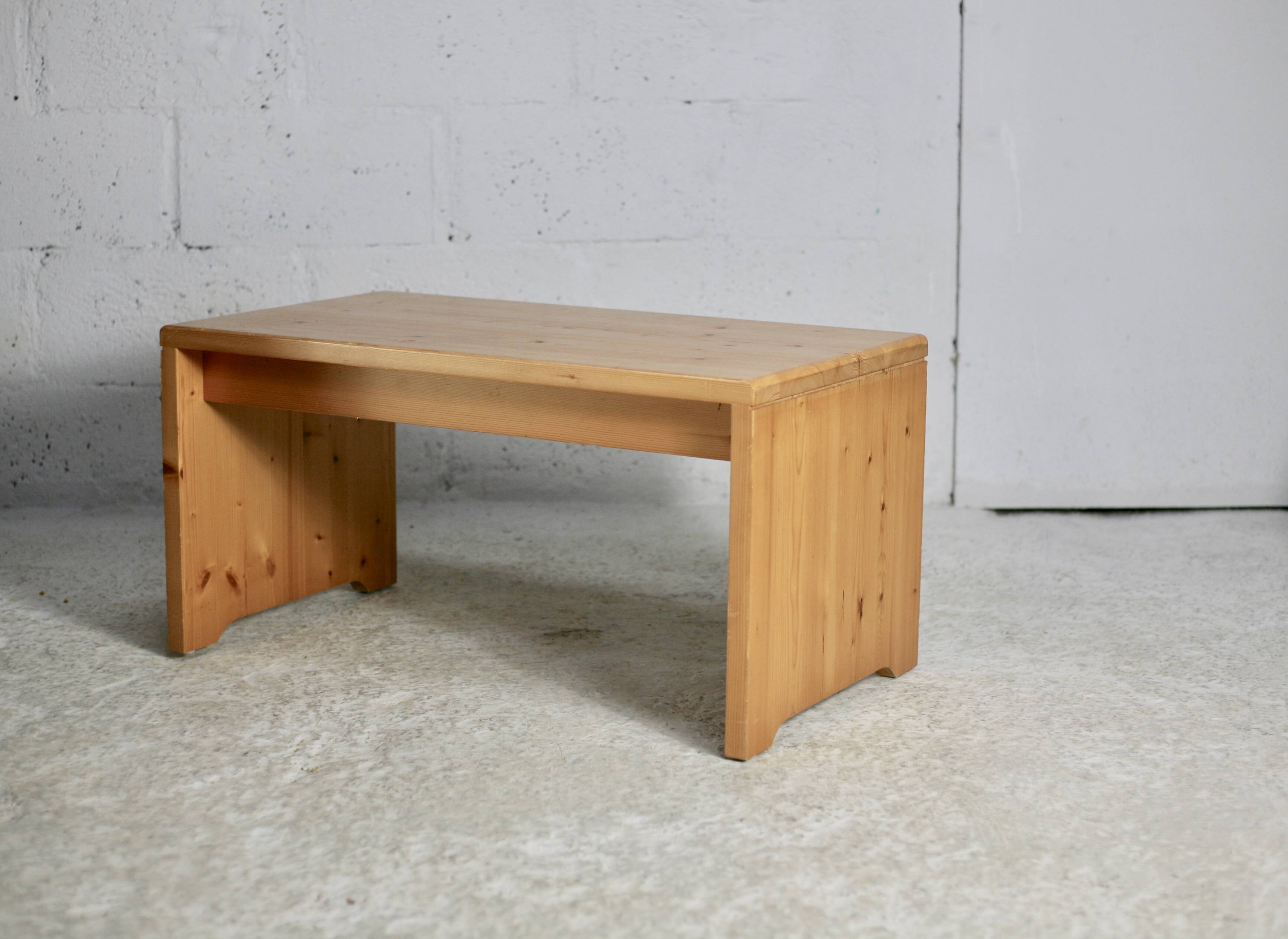 Charlotte Perriand (selection of) for Les Arcs, rare pine coffee table, France, circa 1960