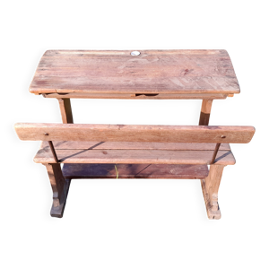 Vieux bureau en bois