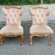 2 bergères fauteuils Louis XV tissu velours rosé