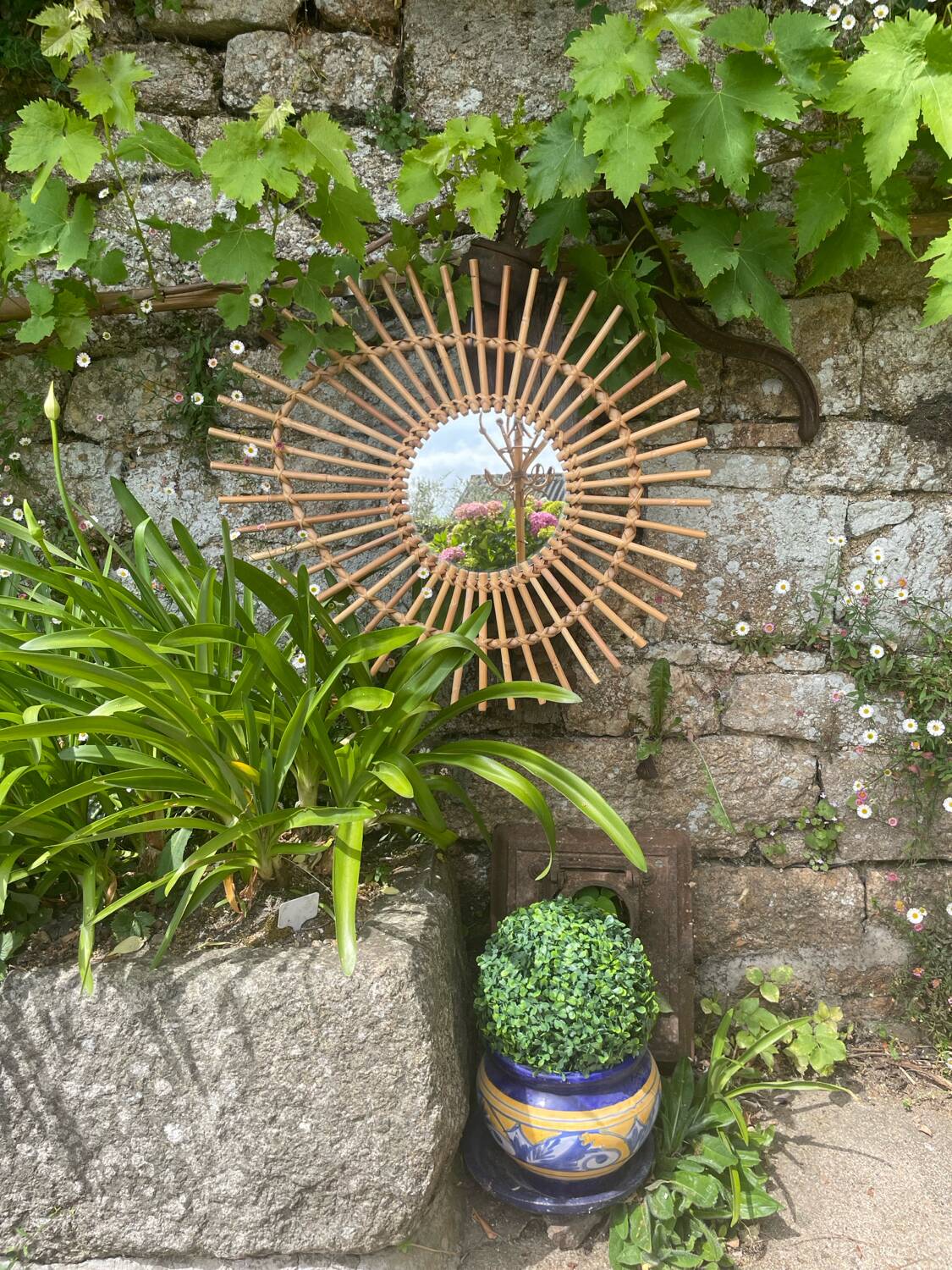 Rattan sun mirror 70'