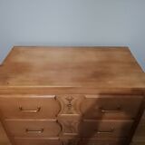 Oak chest of drawers