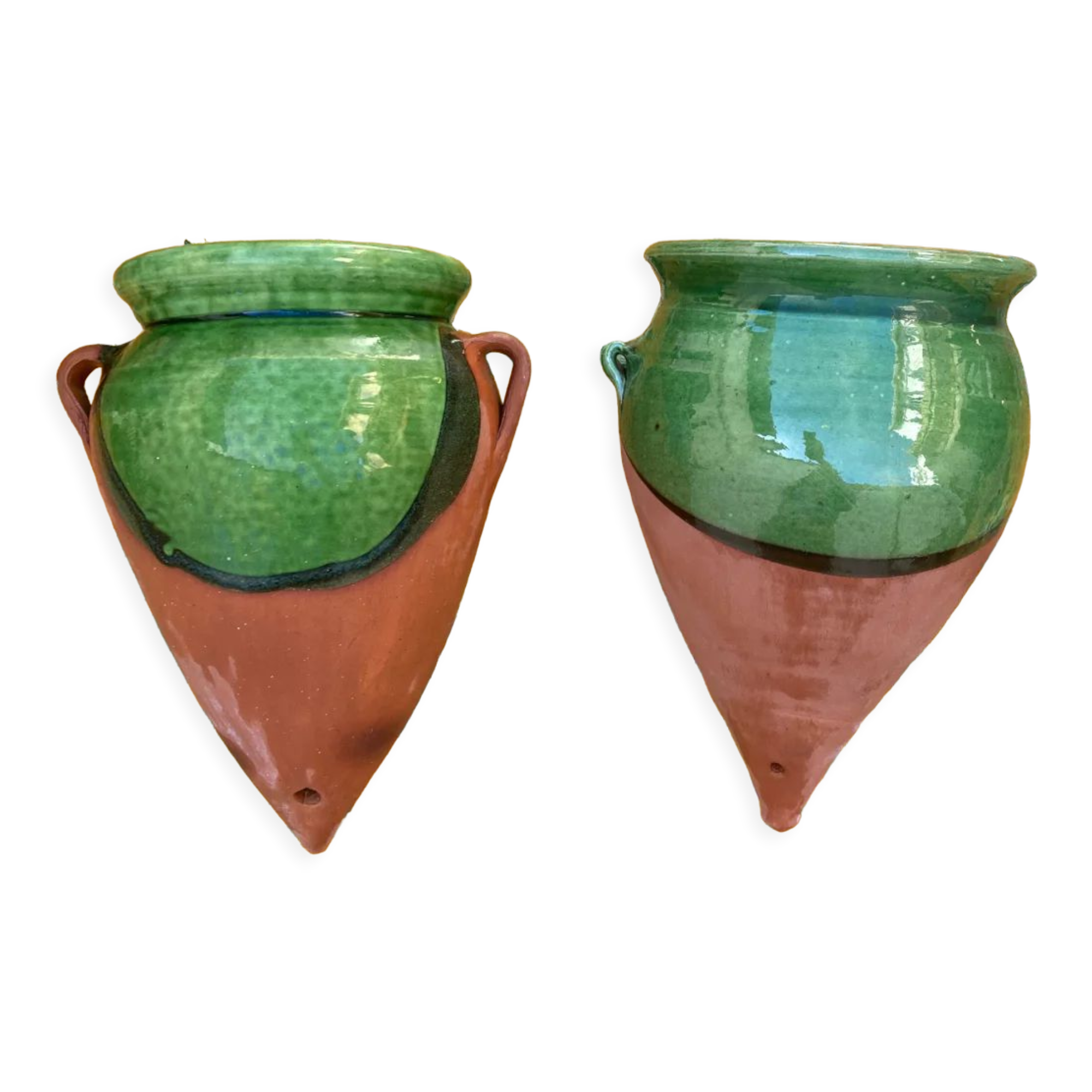 Provençal terracotta wall pots