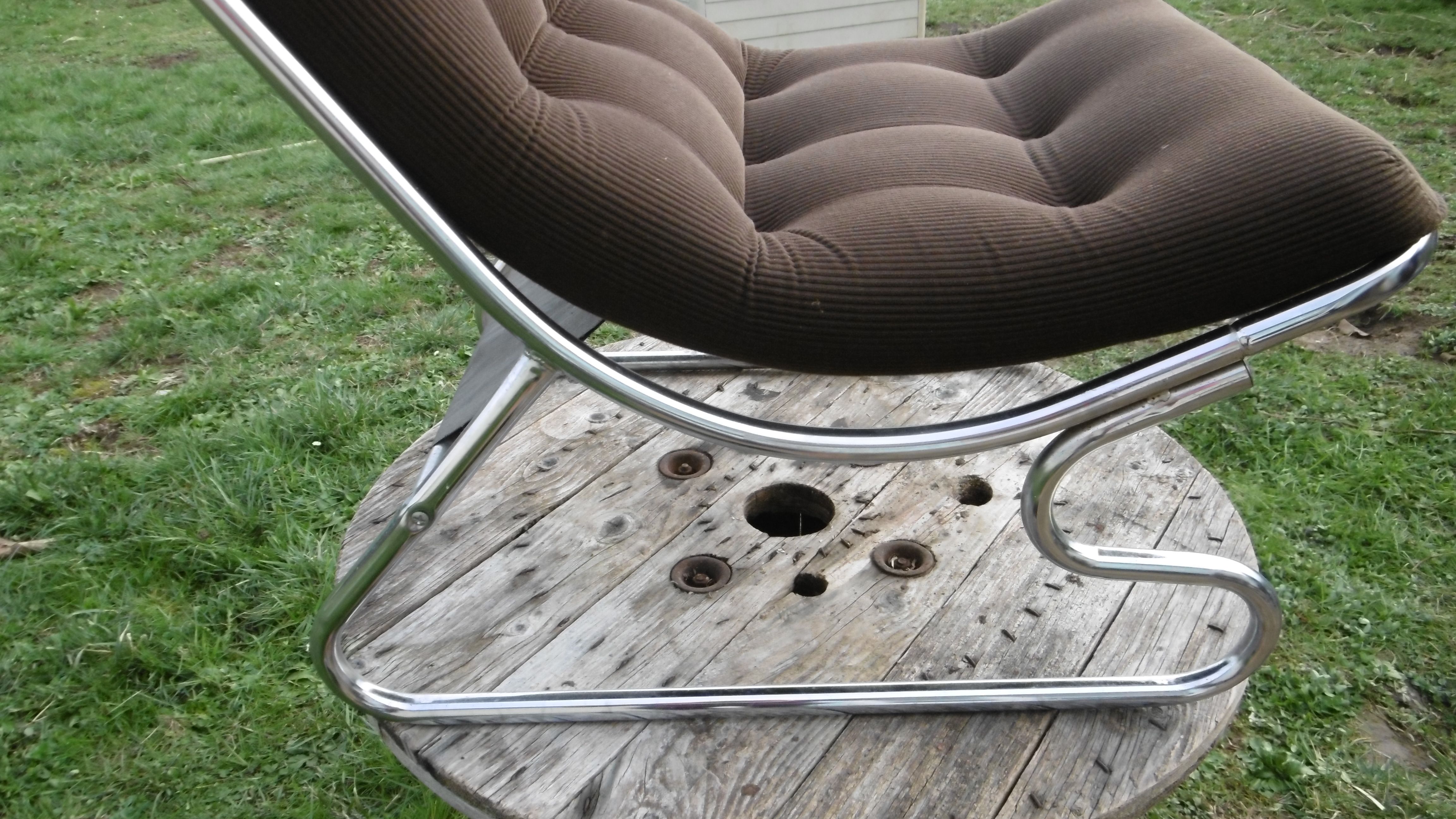 Chair tubular in Brown velvet of the 1970s