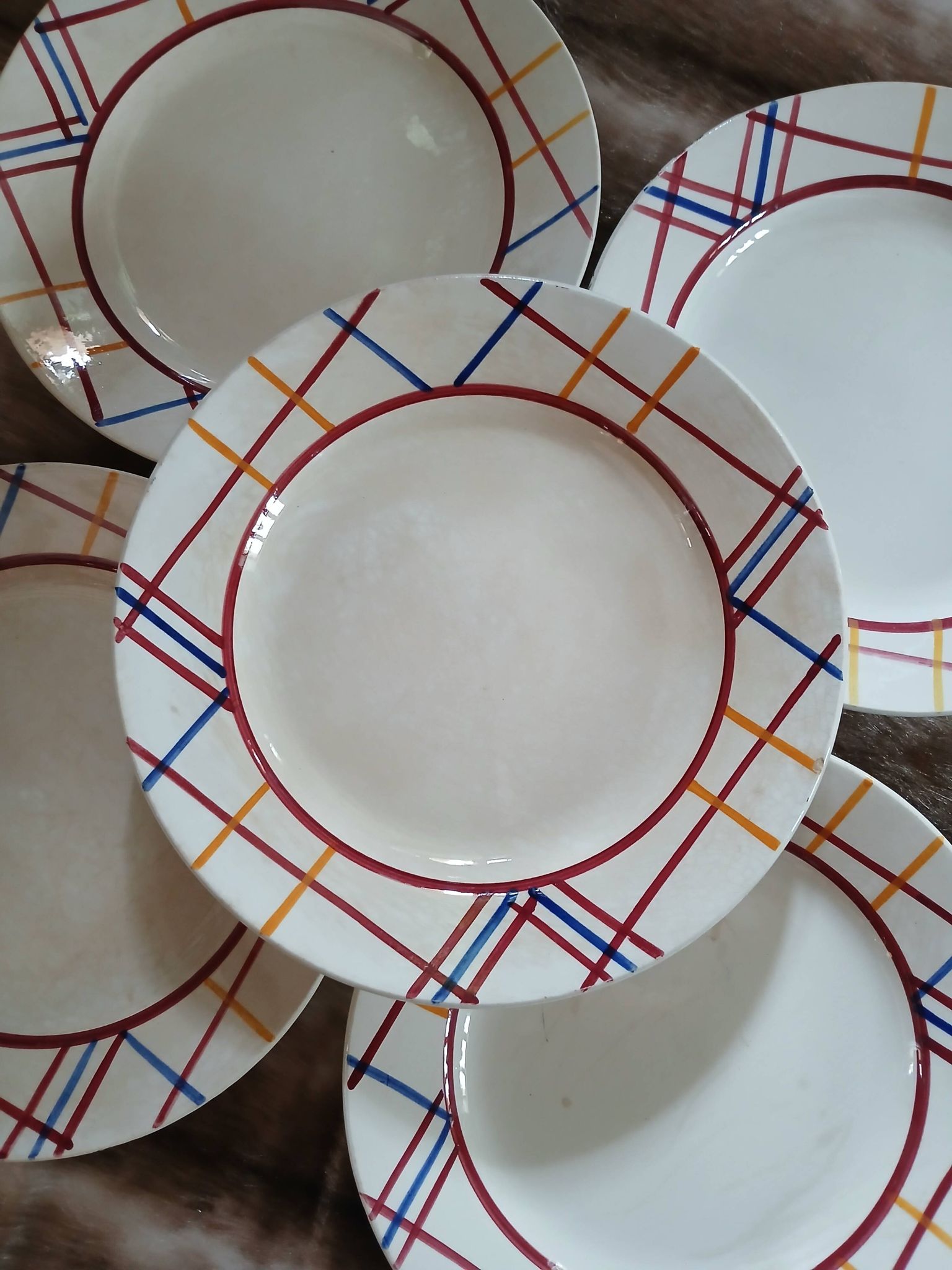10 antique flat plates from Gien