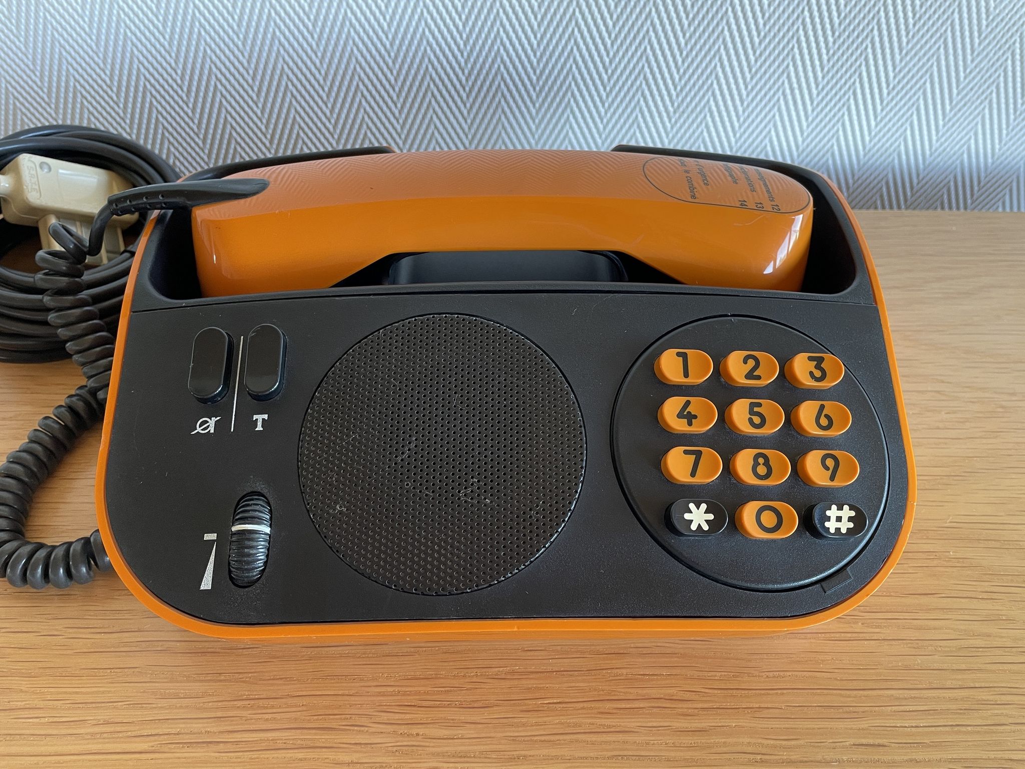 Phone orange pop art vintage telic ptt 1975 design f. quirin