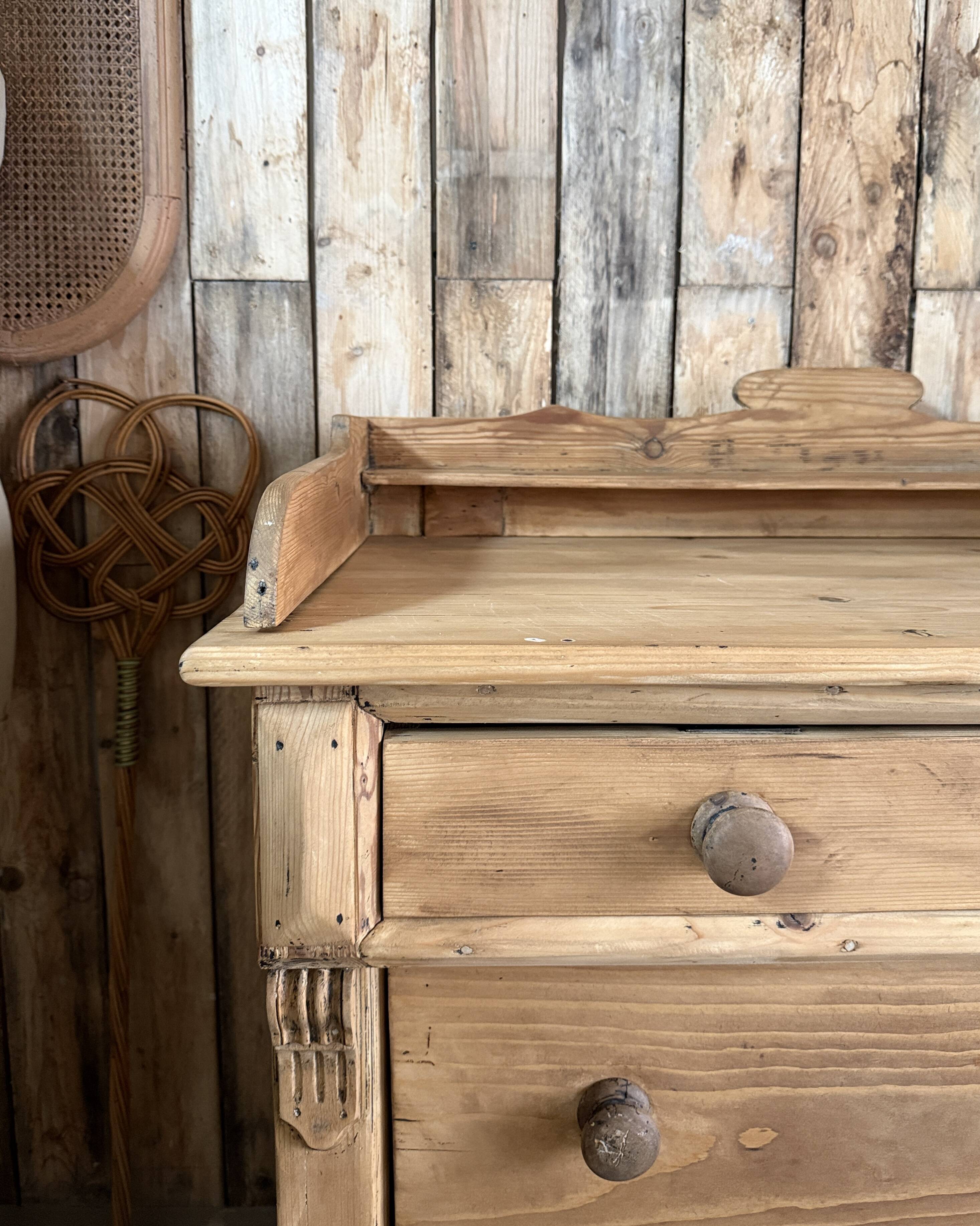 English pine chest of drawers
