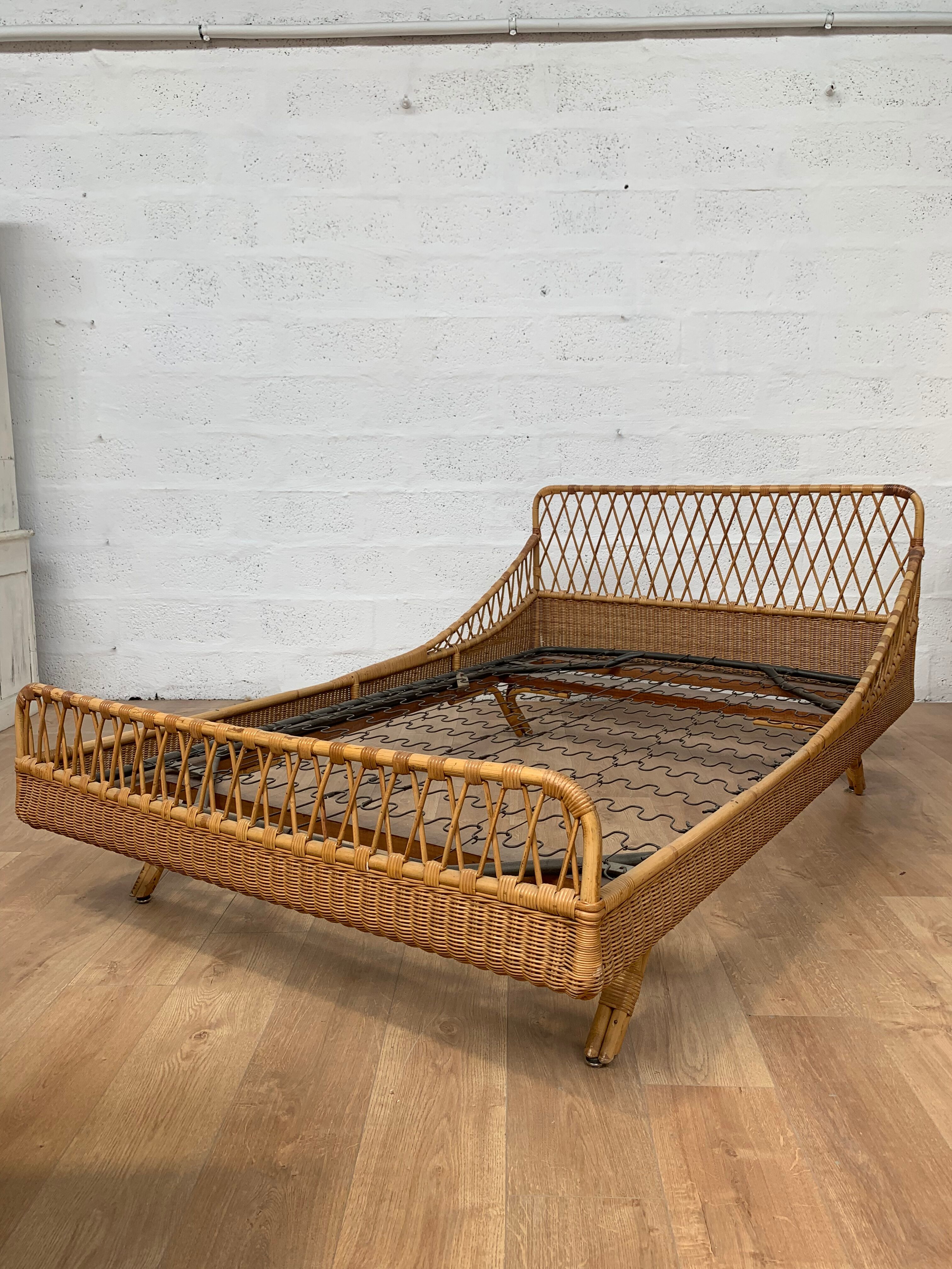 Rattan bed 60s