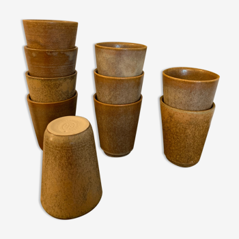 Lot of Digoin sandstone cups