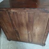Antique English mahogany chest of drawers