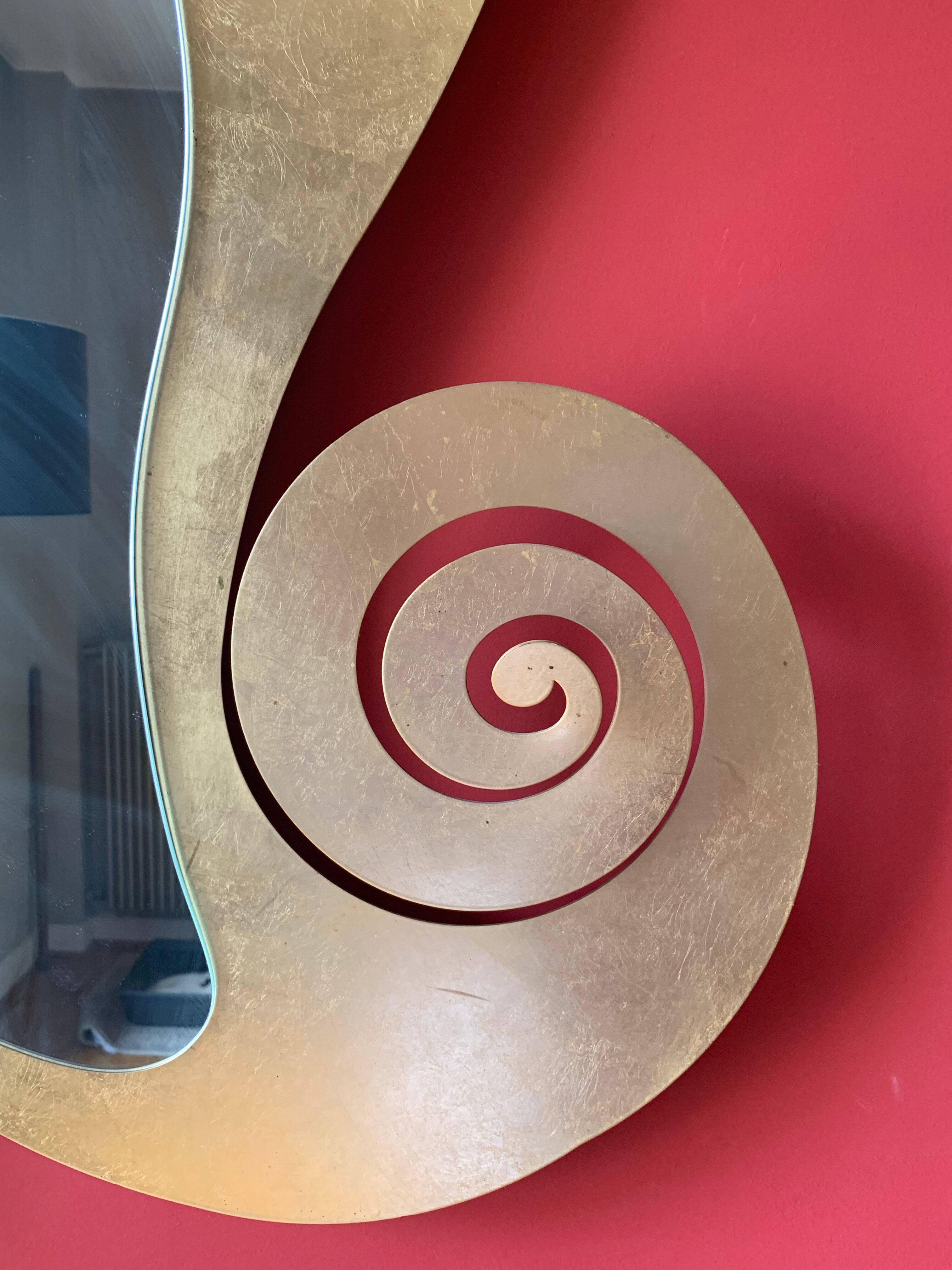 Free-form gold contemporary mirror 95x110cm