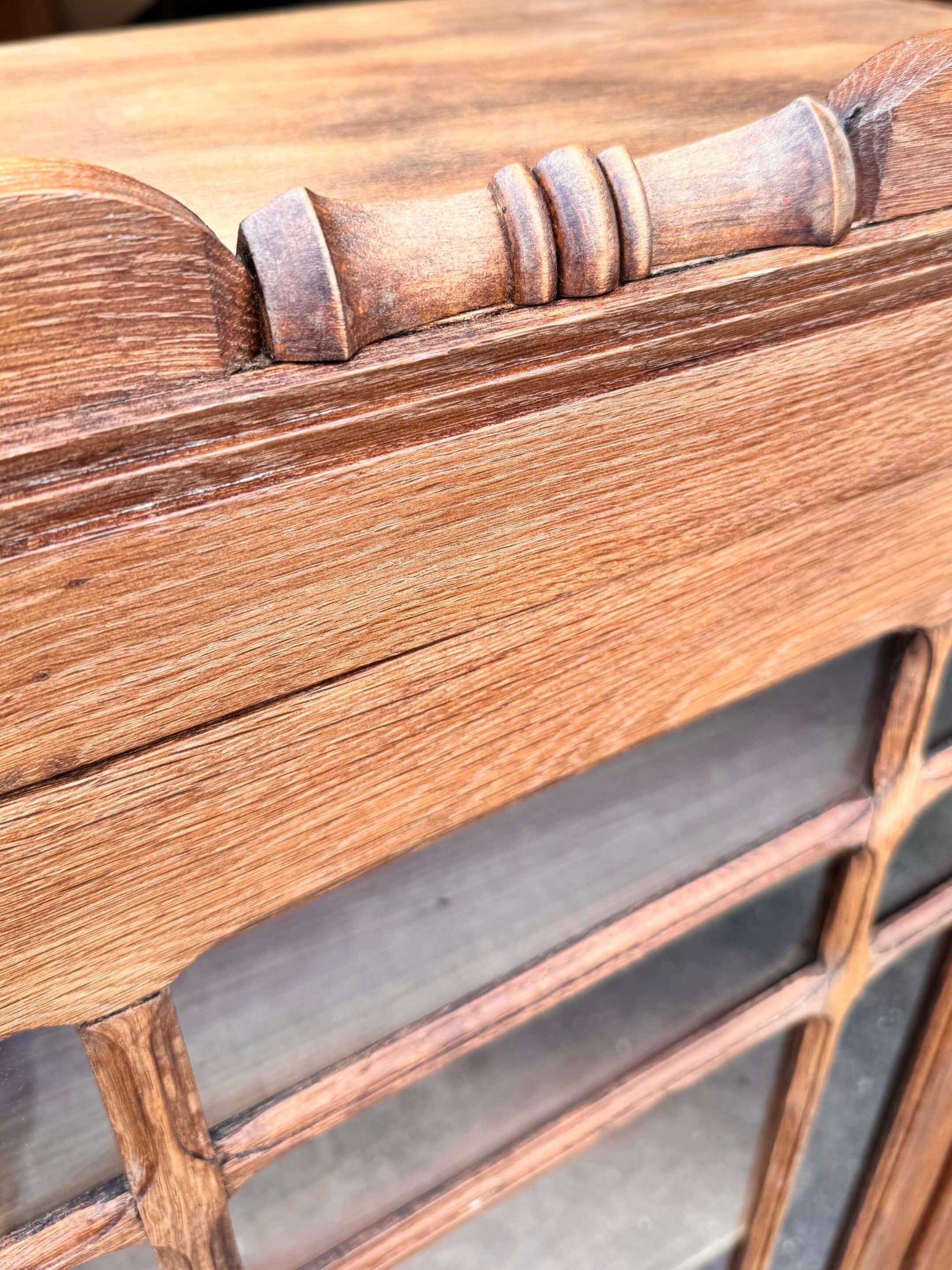 Renovated Parisian wardrobe, small size