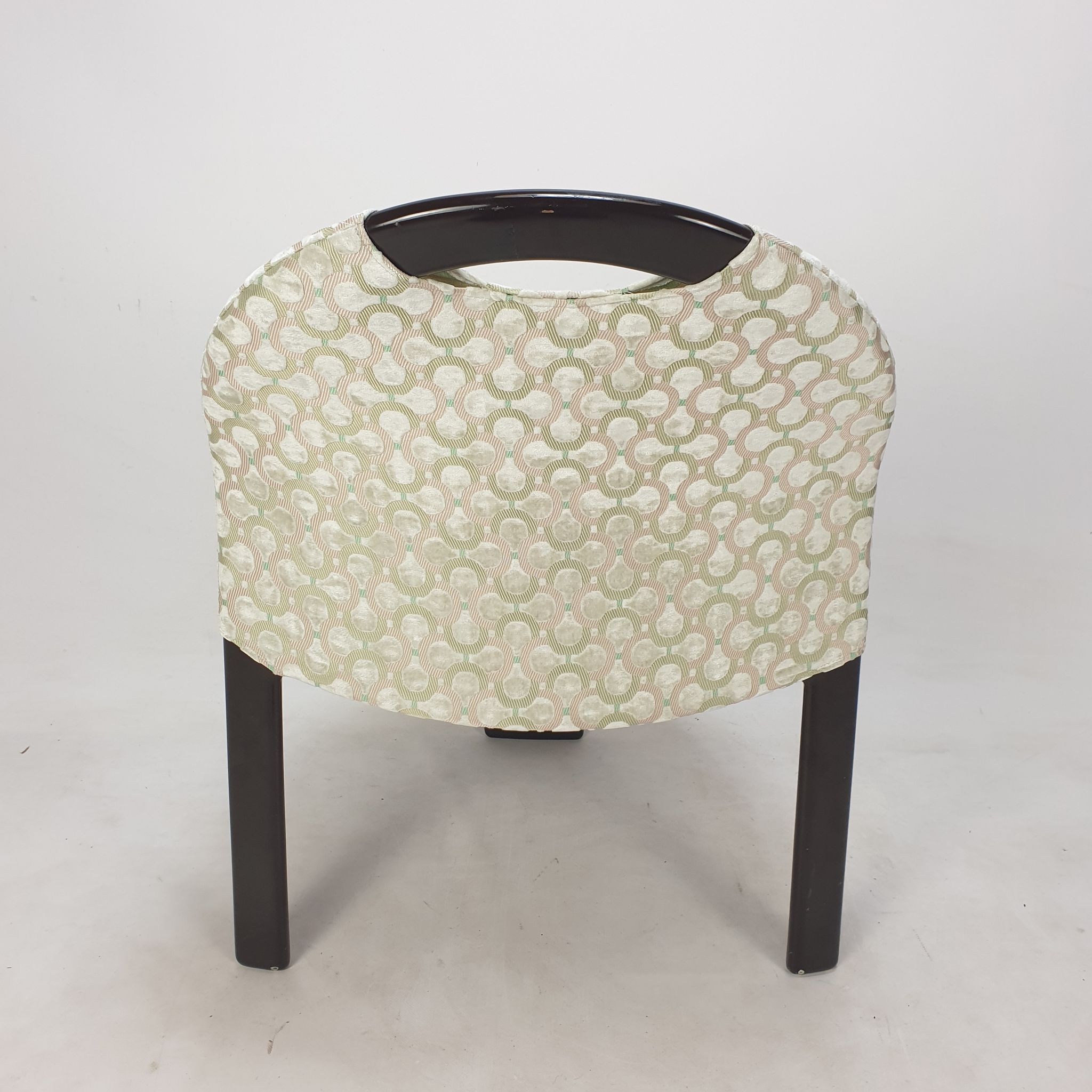 Ensemble de 4 chaises Giovanni Offredi Sail par Saporiti Italie 1973