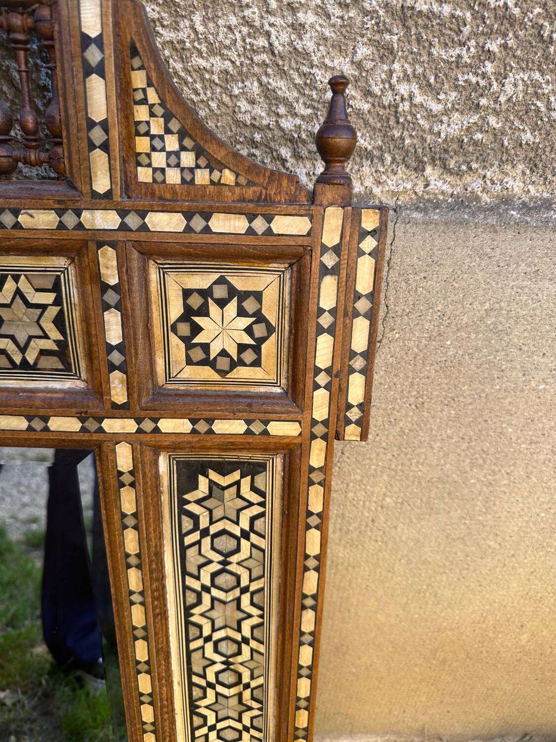 Syrian mirror