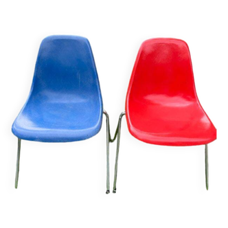 chaises en fibre de verre Stella 1970
