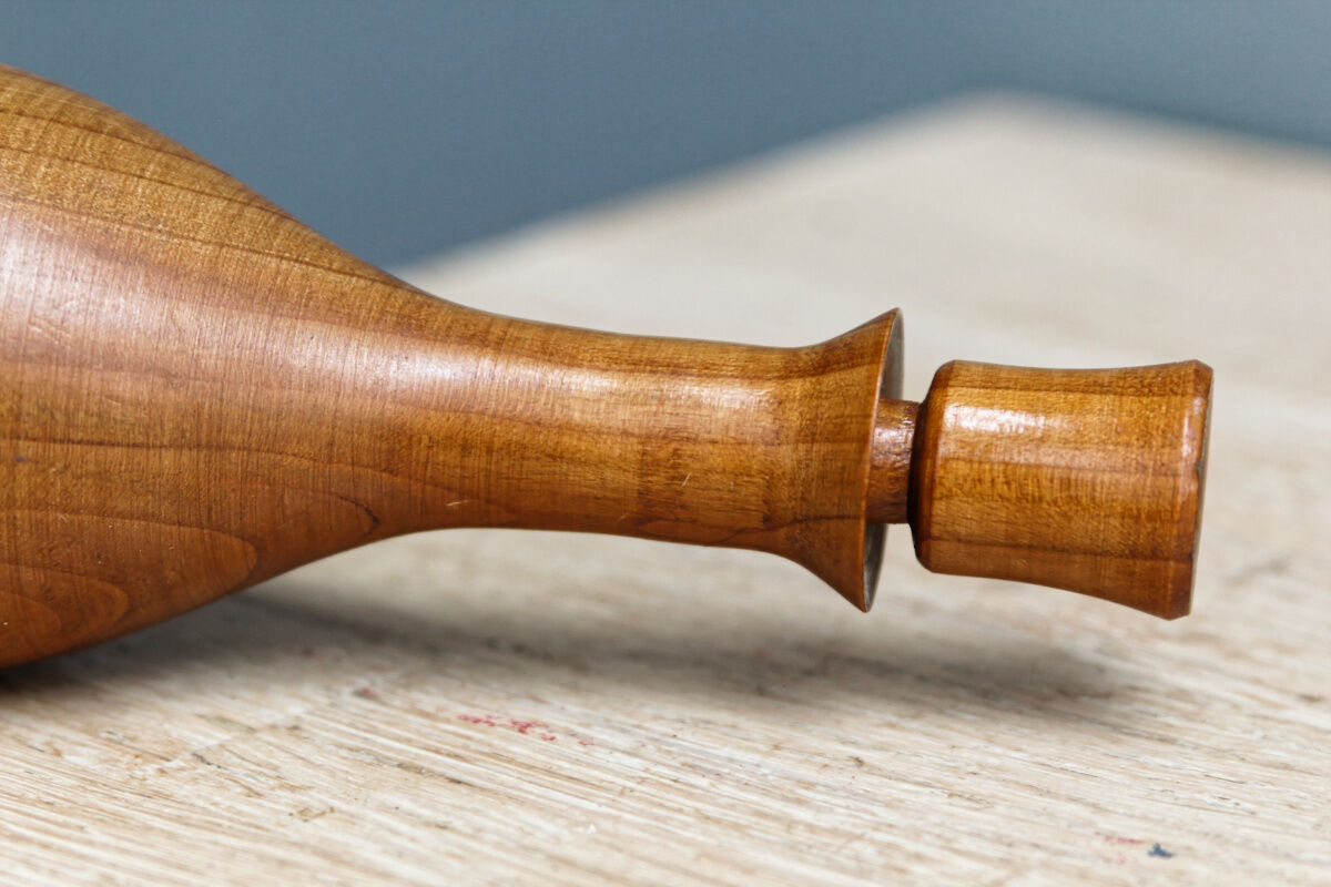 Decorative liquor service