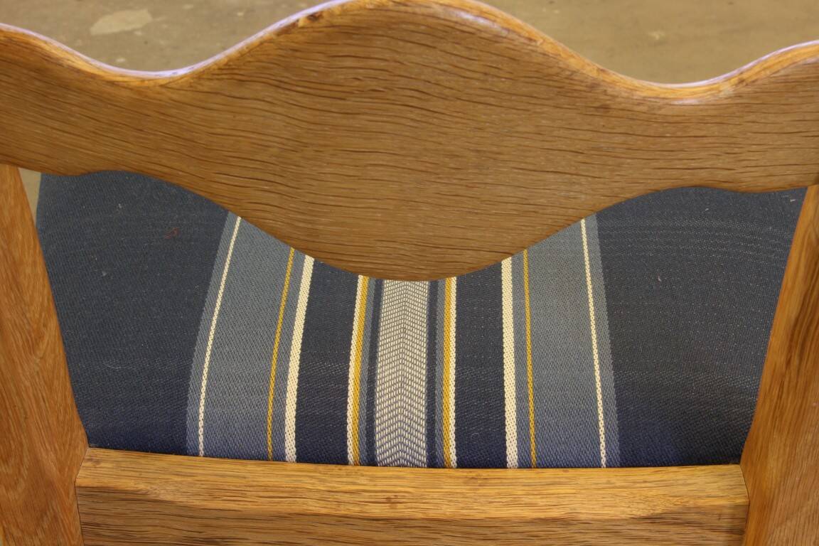 Chaises de salle à manger en chêne brutaliste danois des années 1960 dans le style de Kjærnulf