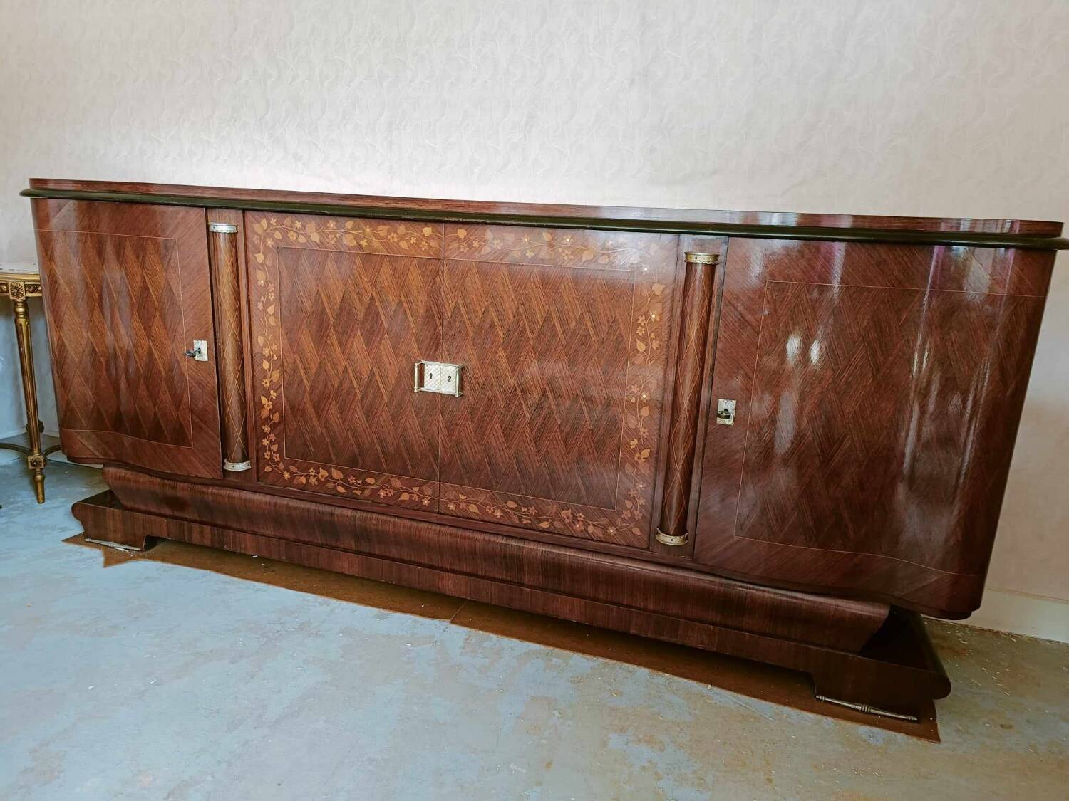 Sideboard
