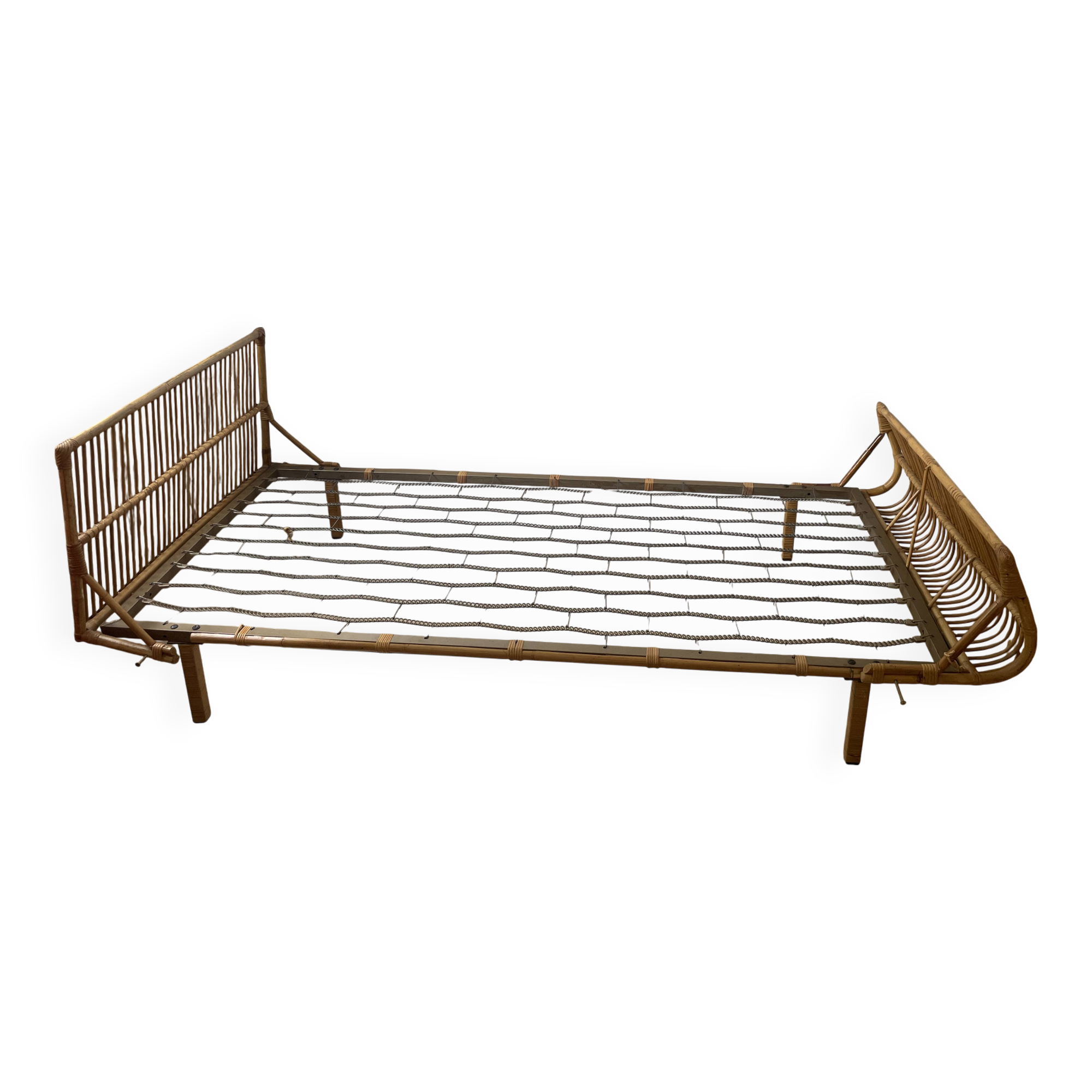Vintage rattan daybed
