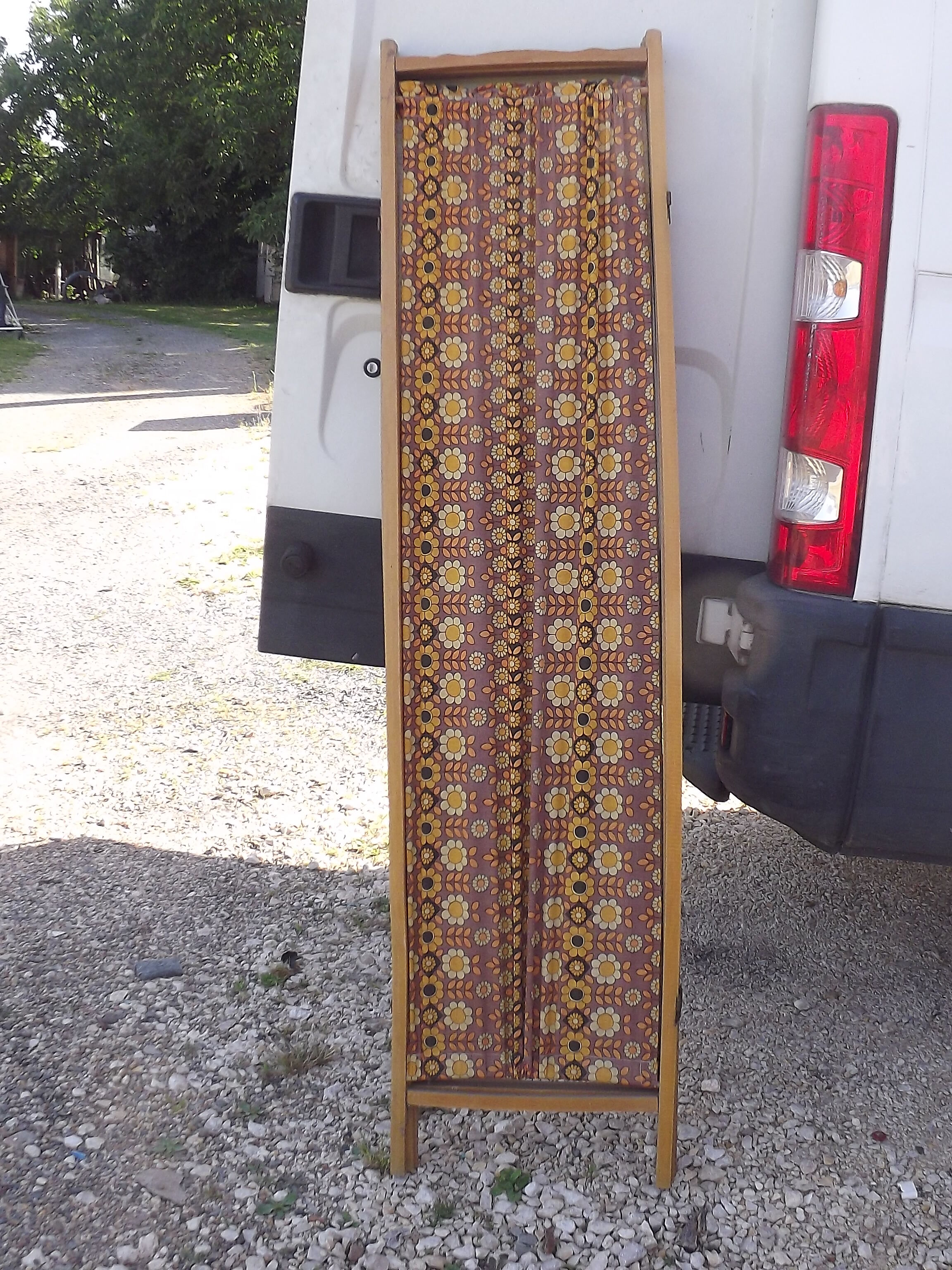 Vintage screen of the 70