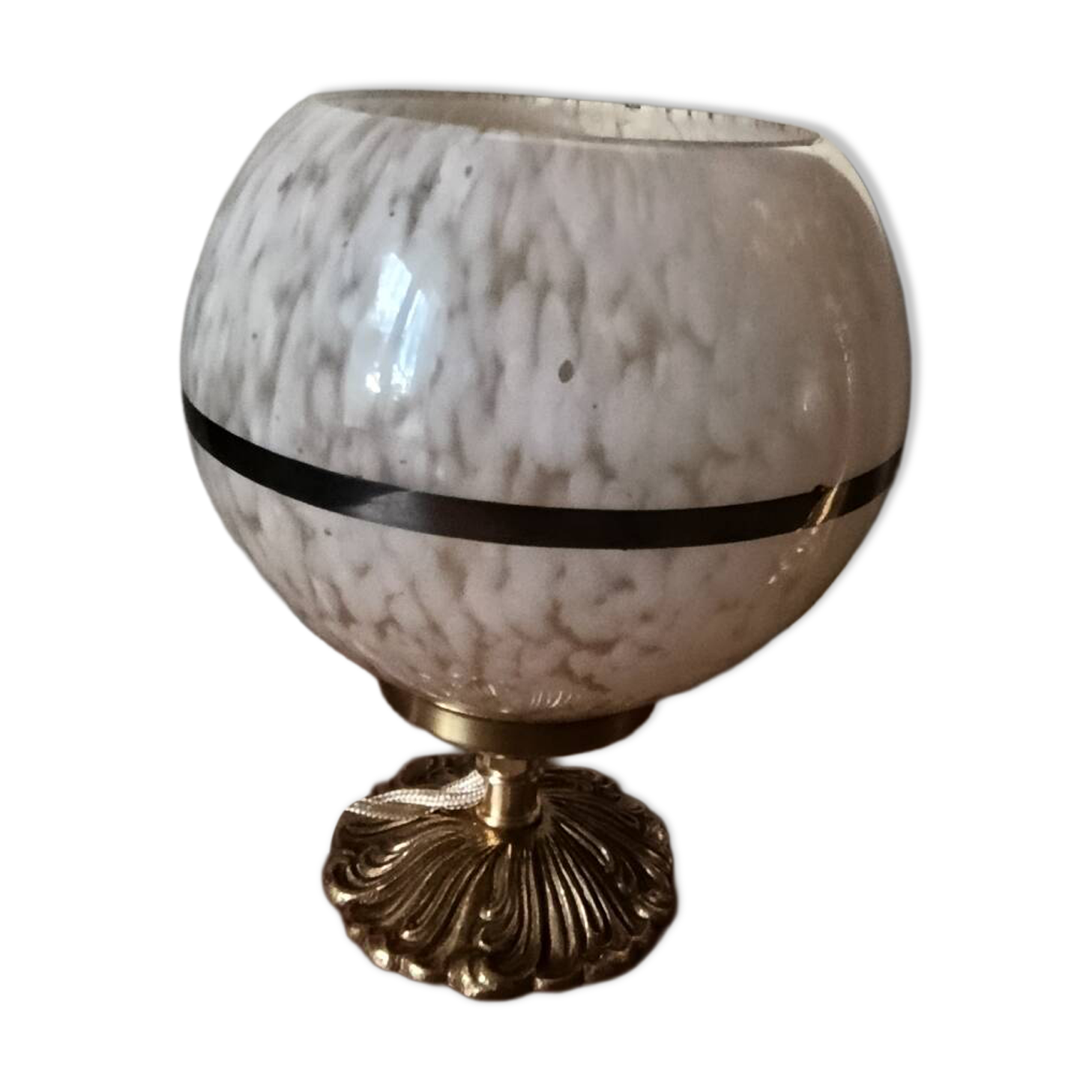 Upcycled pink glass table lamp from Clichy