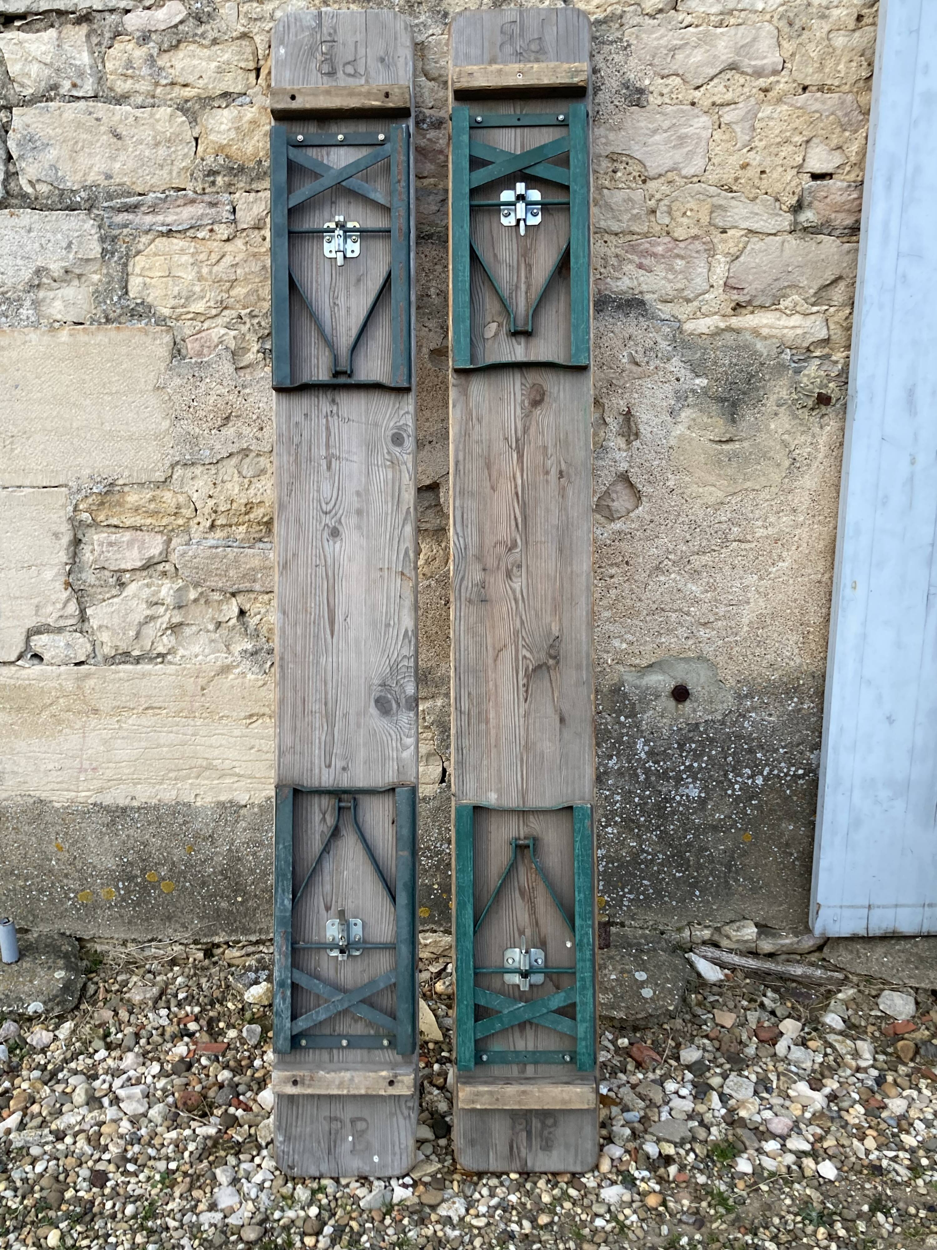 Pair of foldable benches guinguette