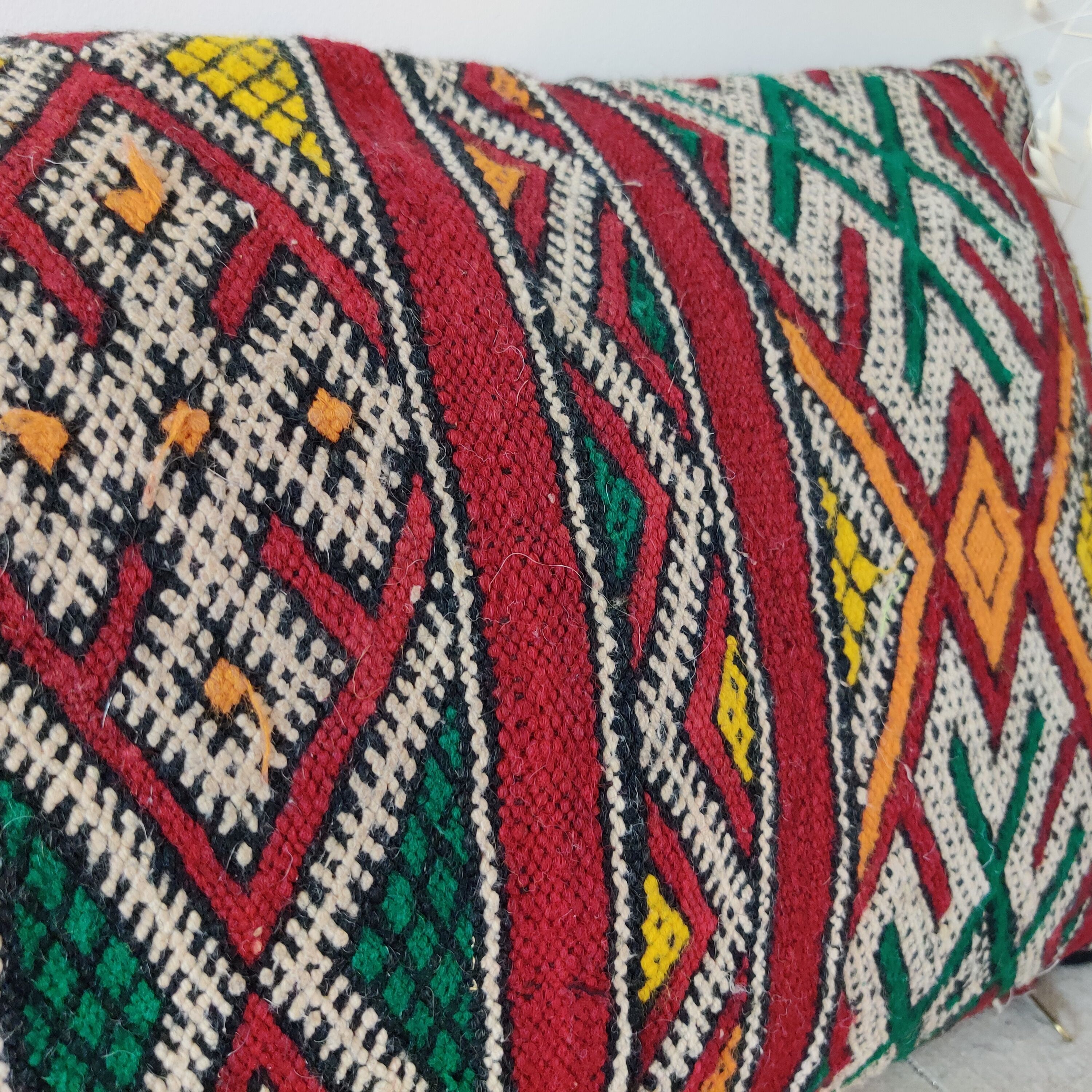 Vintage moroccan kilim cushion