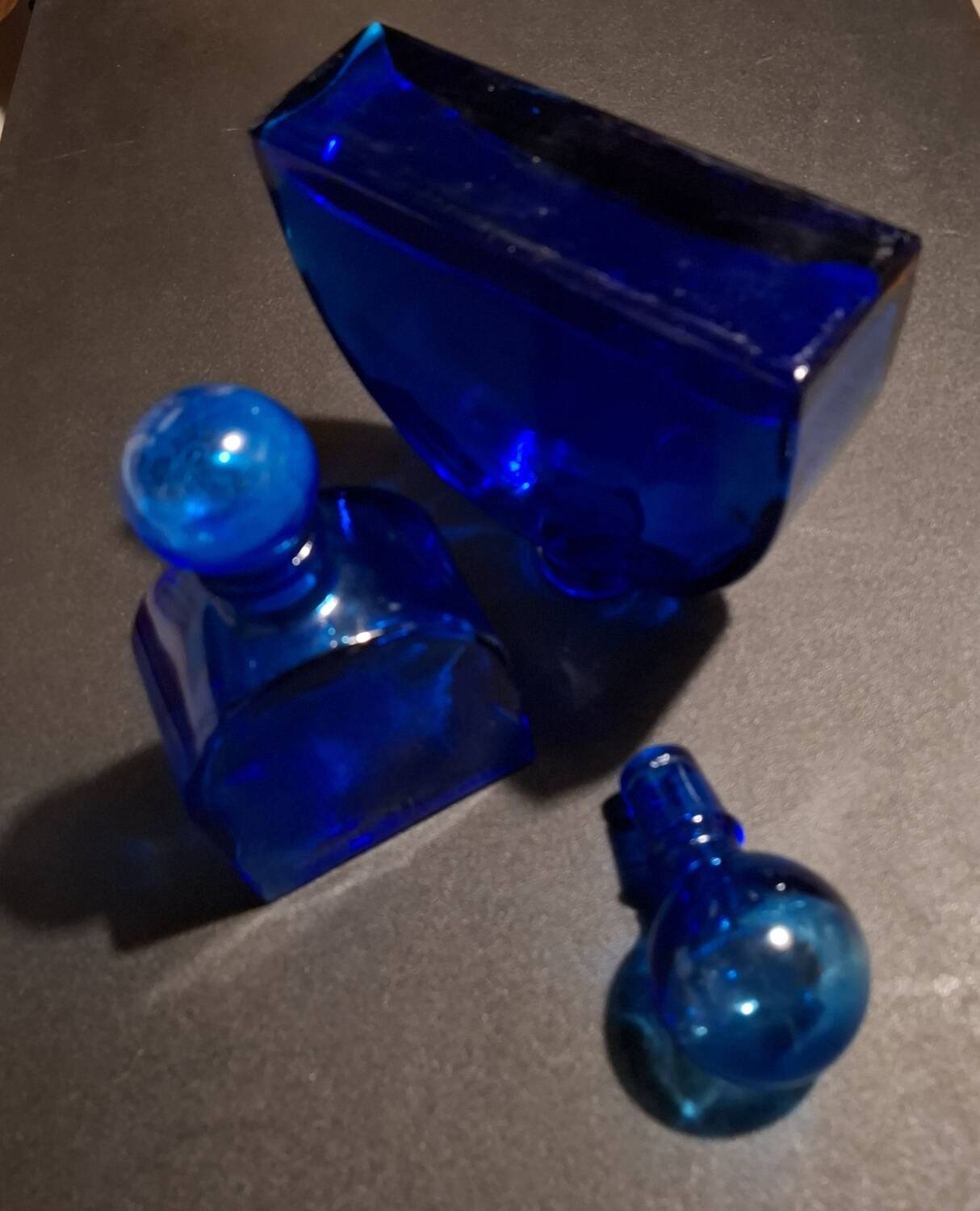 Lot de 2 carafes artisanales