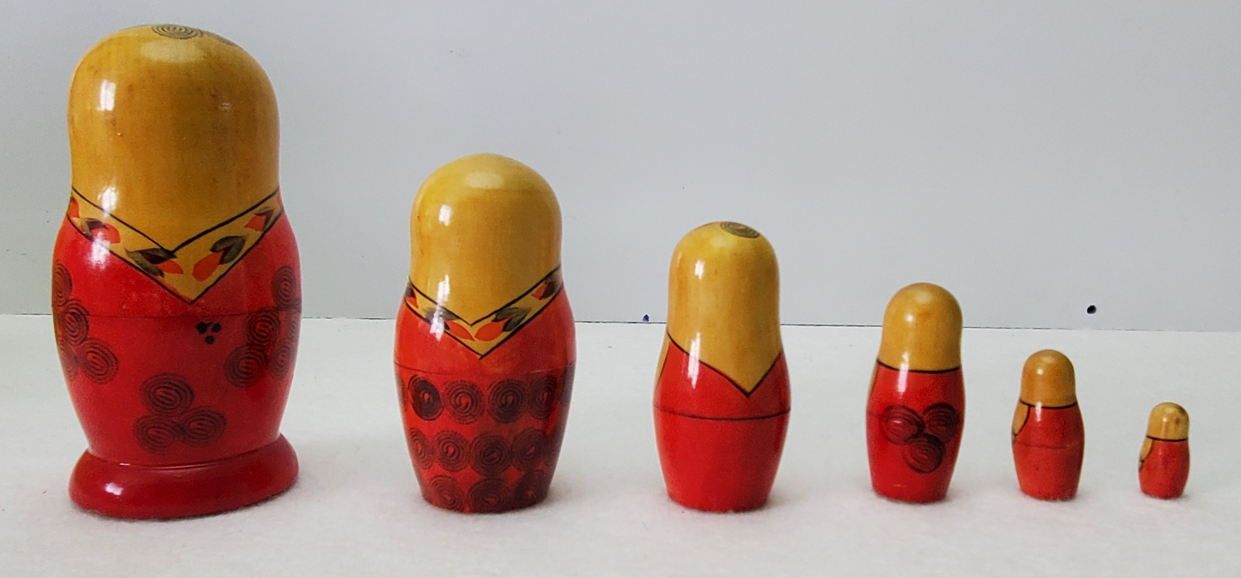 Russian Dolls Old Matryoshka ( USSR )