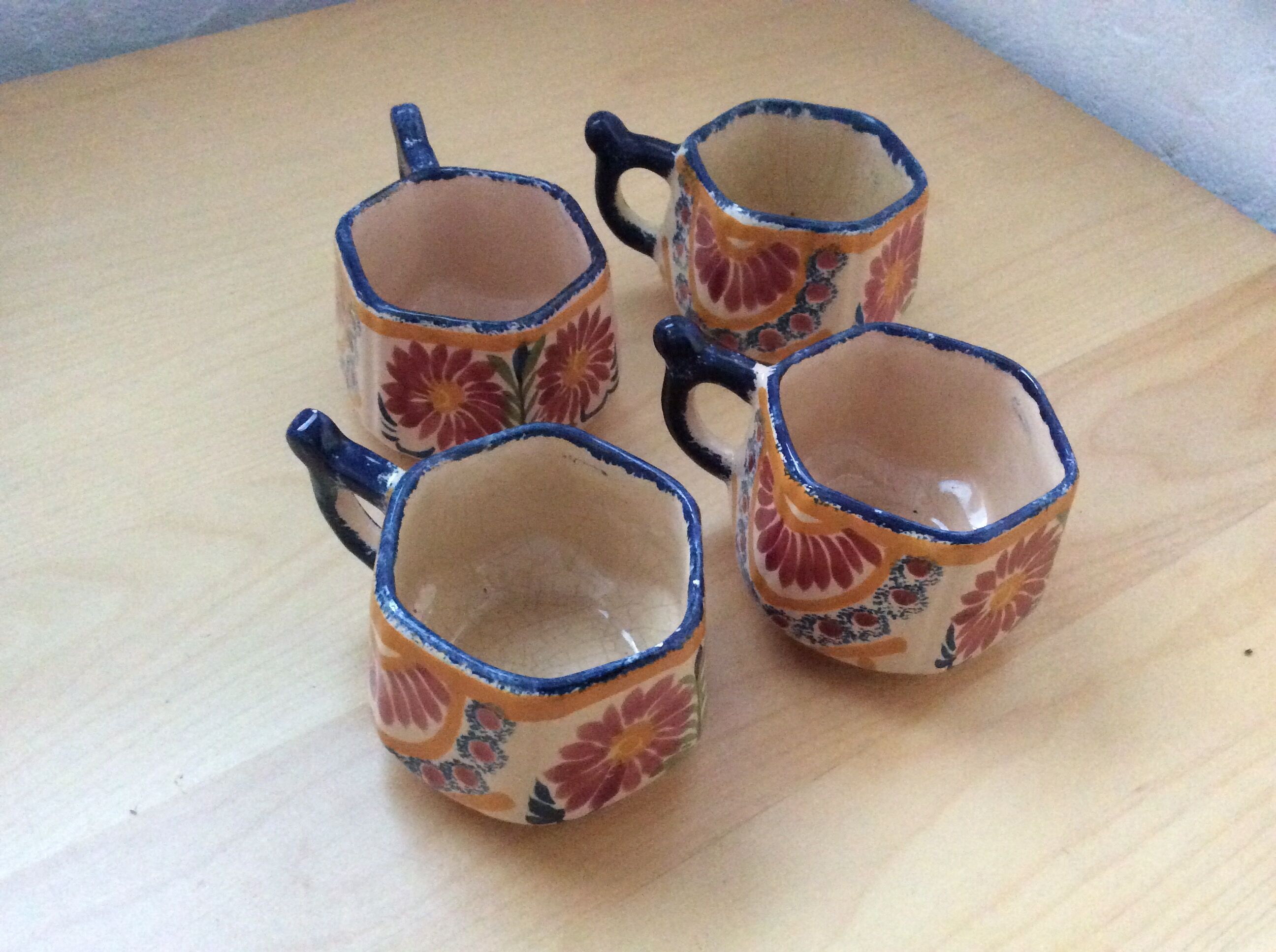 Set of 4 Henriot Quimper cups