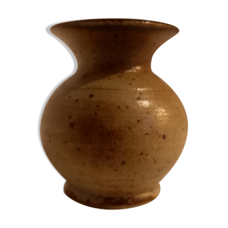 small vase in glazed cooked sandstone