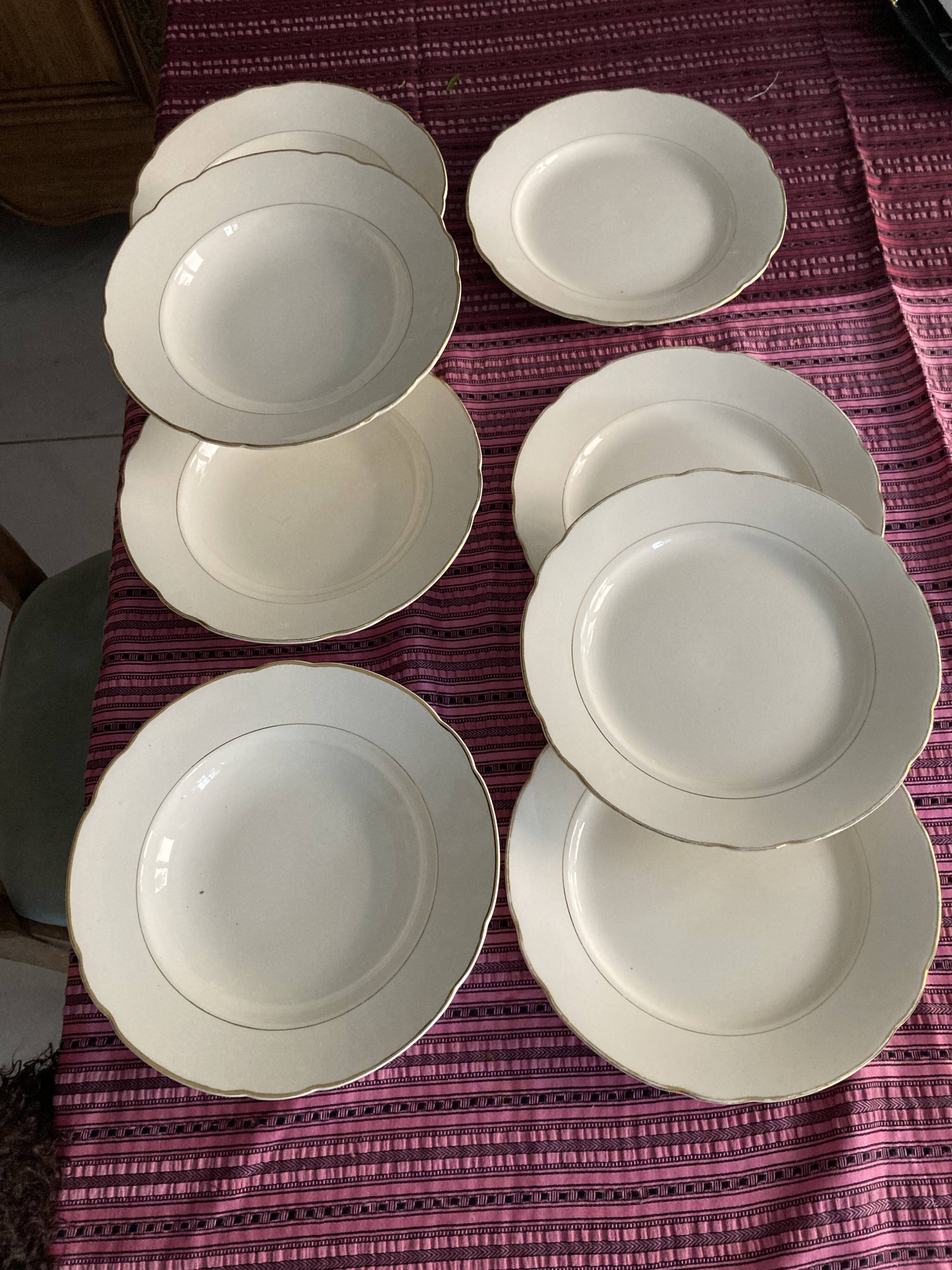 Flat and deep plates (set) cream white with gold rim Villeroy & Boch