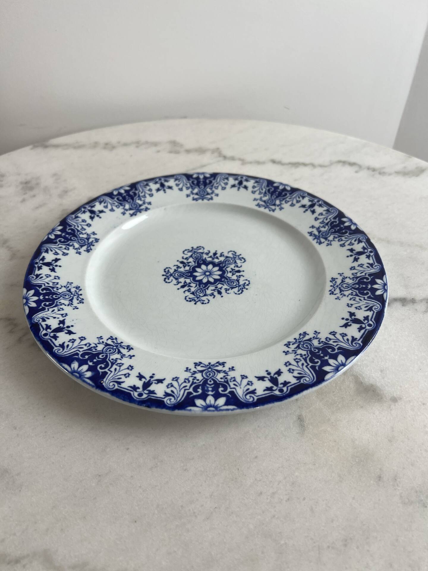 J. Vieillard Bordeaux flat plate 25cm, Rouen (2 units available)
