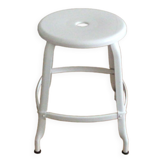 Nicolle stool