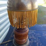 Lampe vintage élégante – bois & laiton – esprit chic intemporel