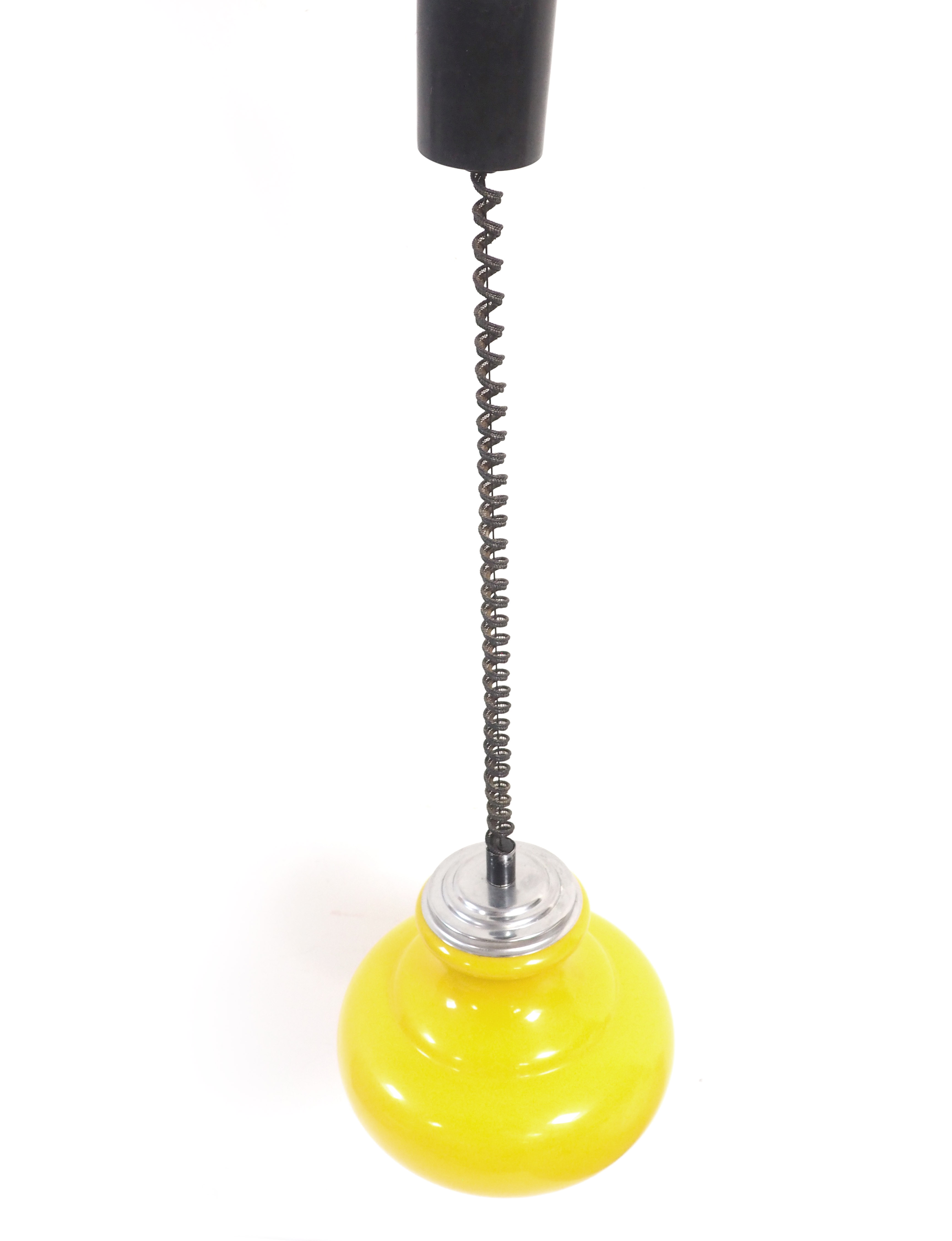 Extendable hanging lamp 60