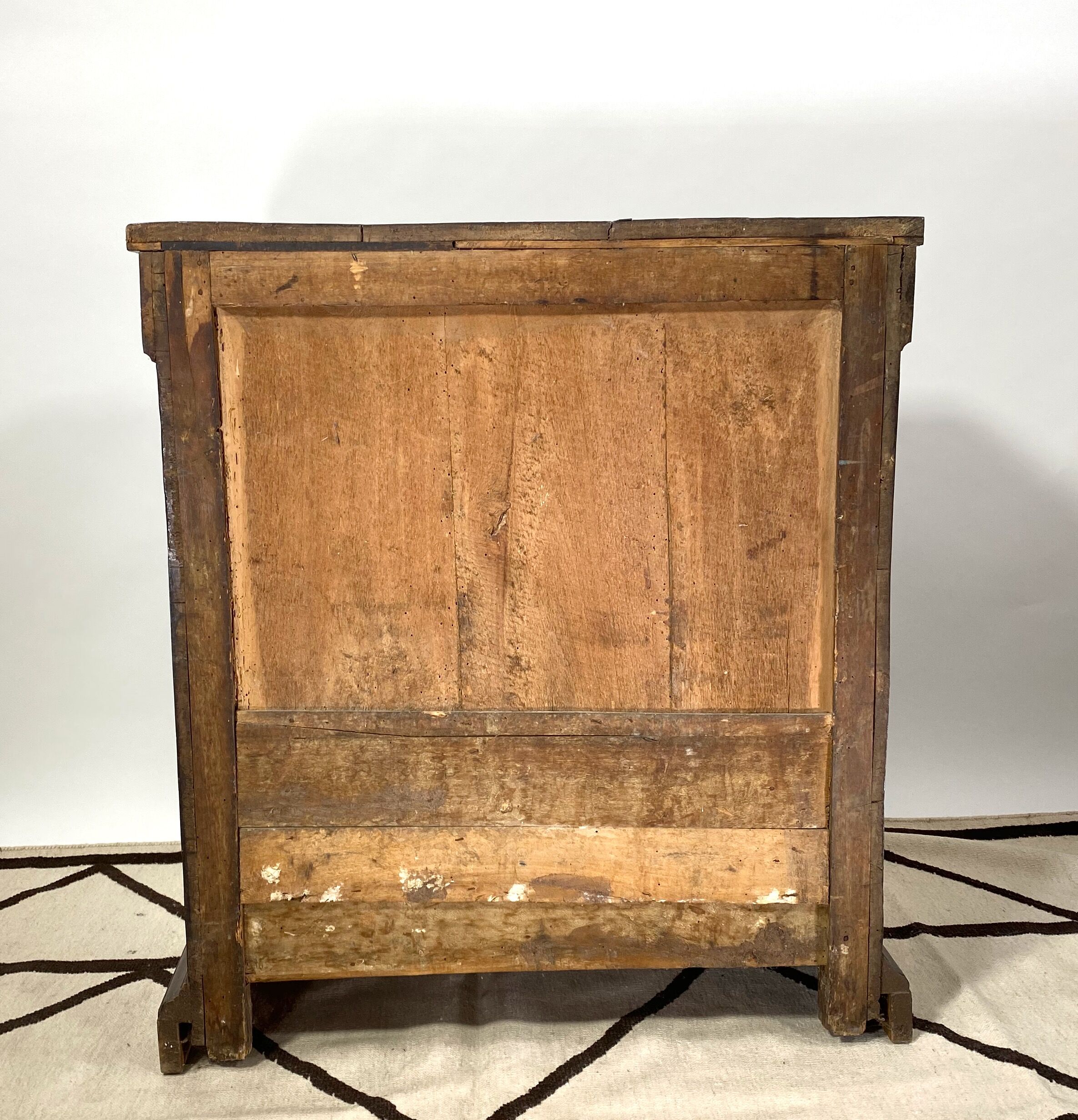 Commodity 4 drawers Northern Italy about 1840