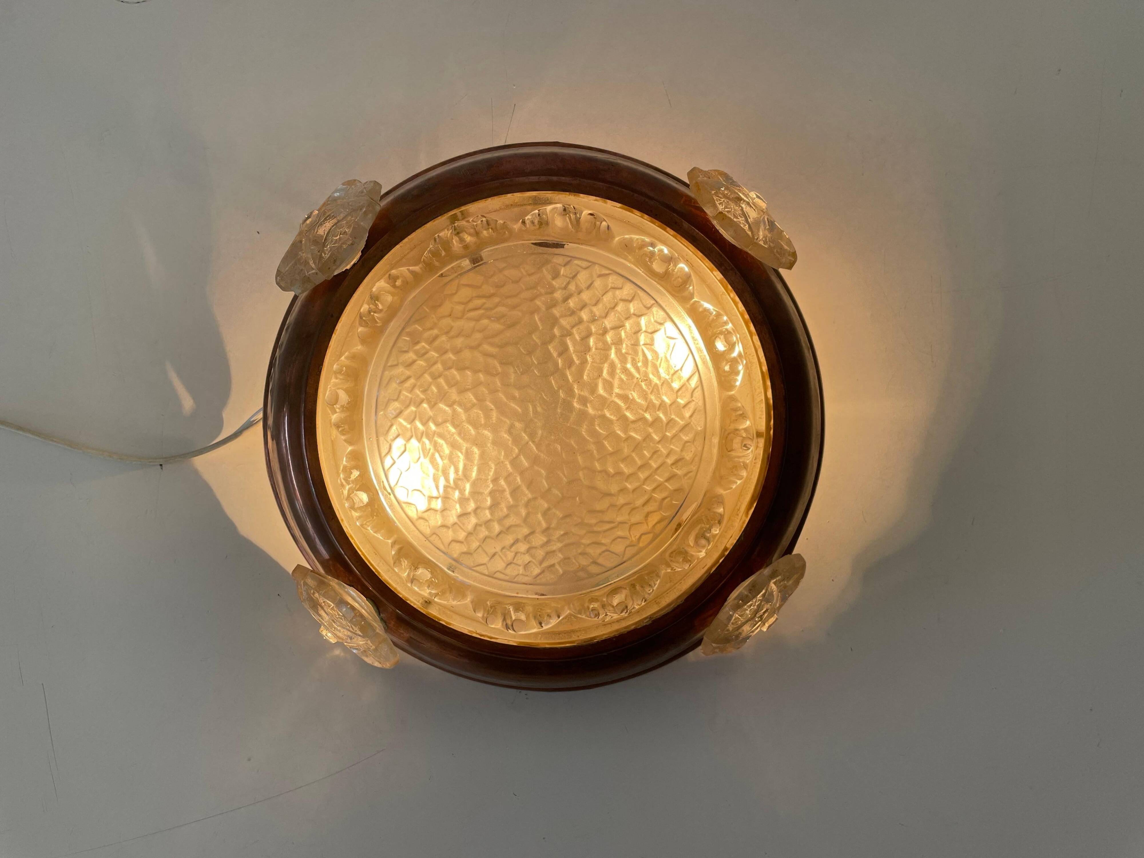 Exceptional flush ceiling light Italian Art Deco in copper and glass, 1940s, Italy