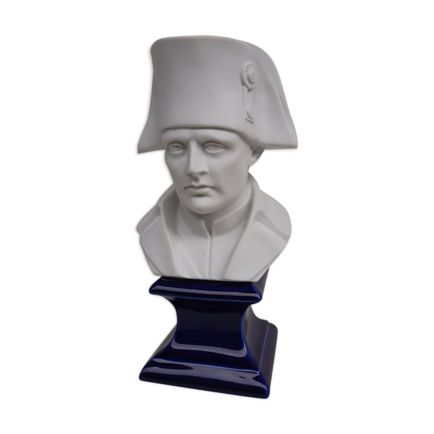 Bust in biscuit and porcelain of Napoleon 1st. mnp, limoges