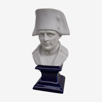 Bust in biscuit and porcelain of Napoleon 1st. mnp, limoges